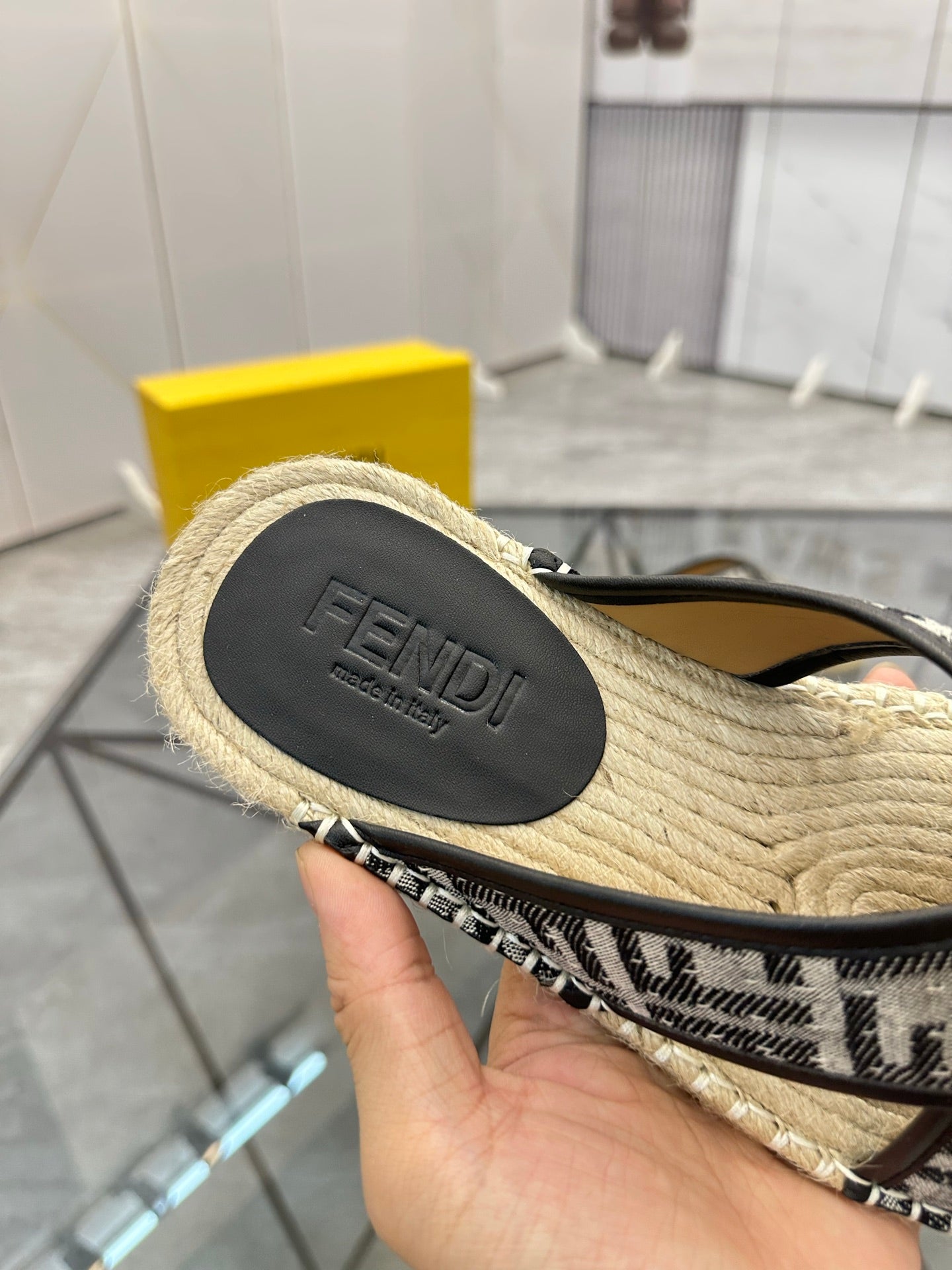 LuxluxHouse Best Quality Sandals Fendi