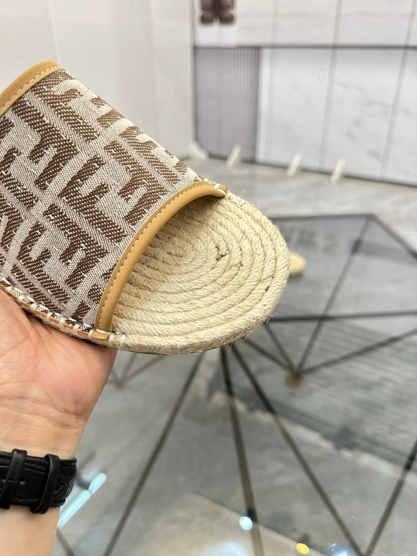 LuxluxHouse Best Quality Sandals Fendi