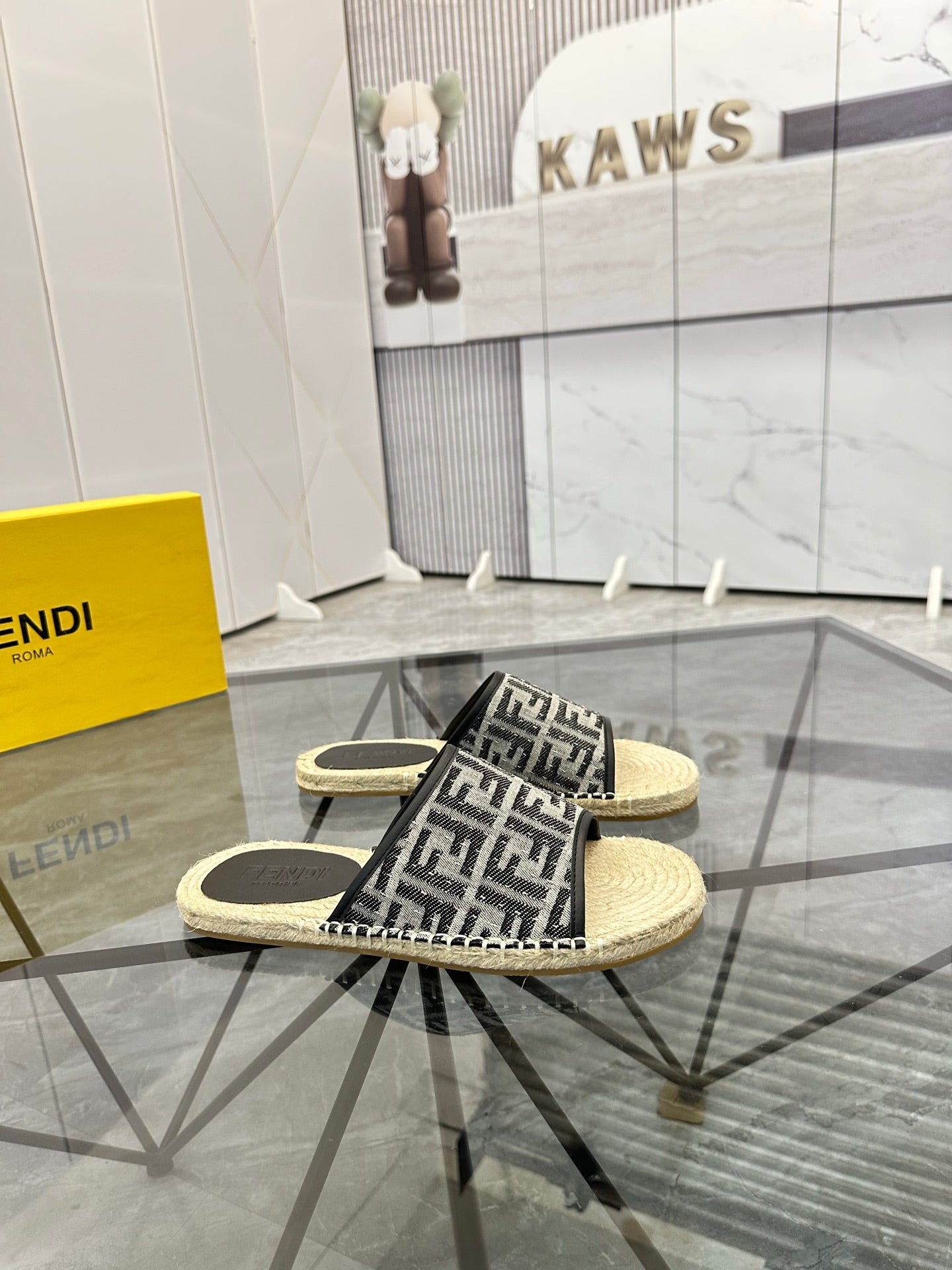 LuxluxHouse Best Quality Sandals Fendi