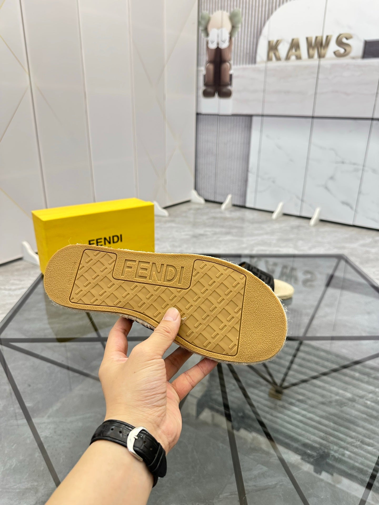 LuxluxHouse Best Quality Sandals Fendi