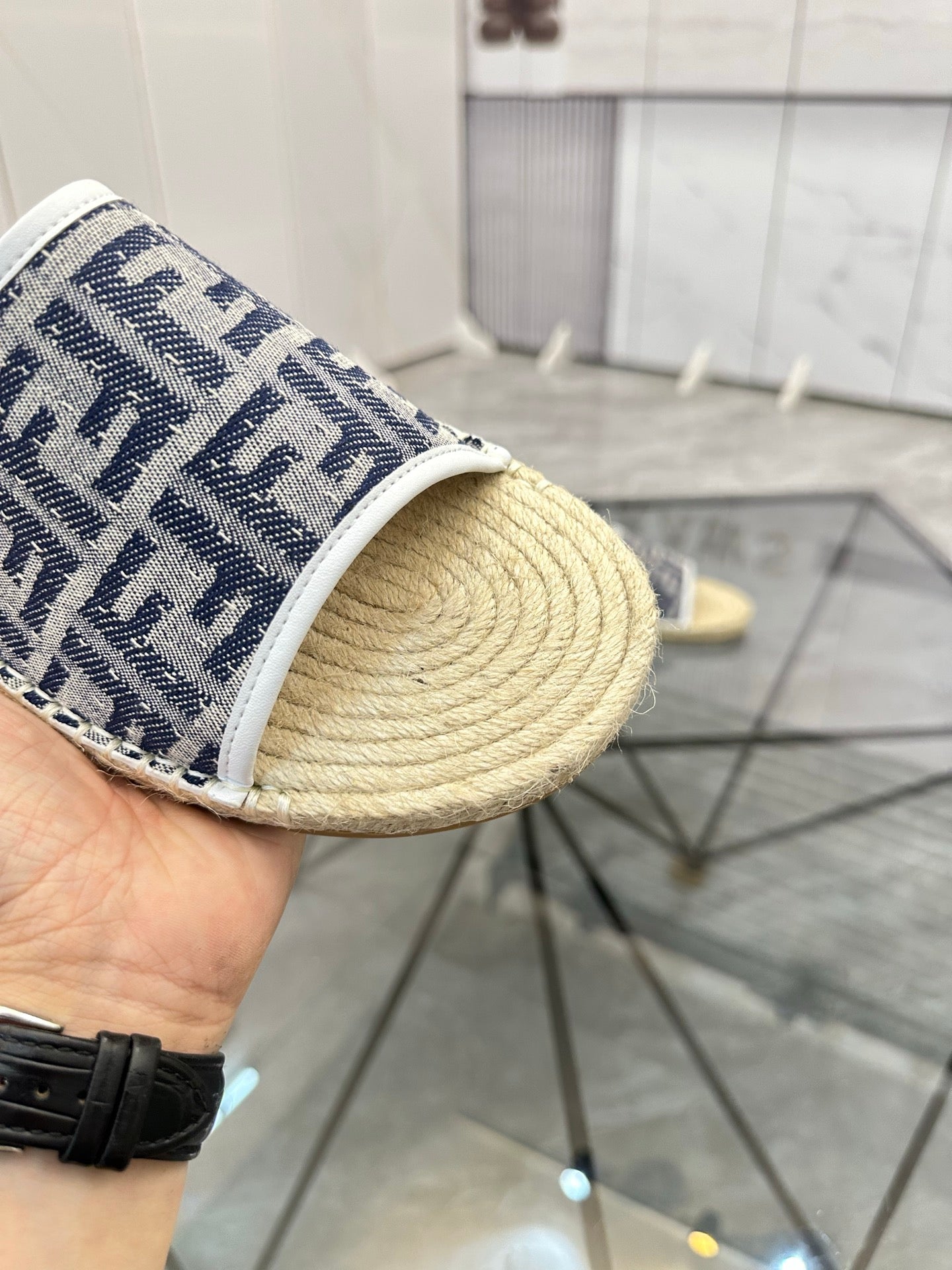 LuxluxHouse Best Quality Sandals Fendi