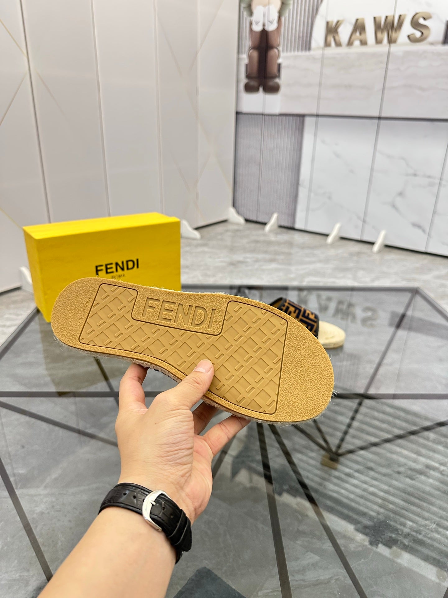 LuxluxHouse Best Quality Sandals Fendi