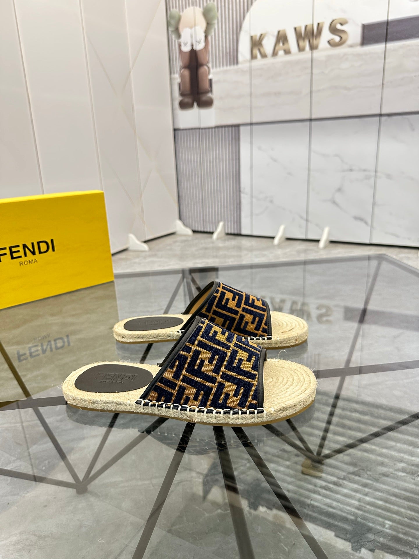 LuxluxHouse Best Quality Sandals Fendi