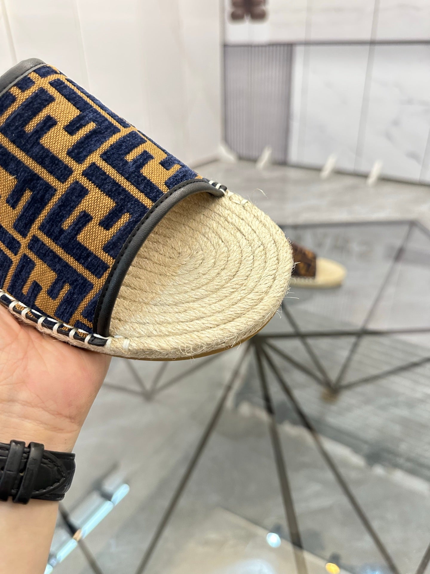 LuxluxHouse Best Quality Sandals Fendi