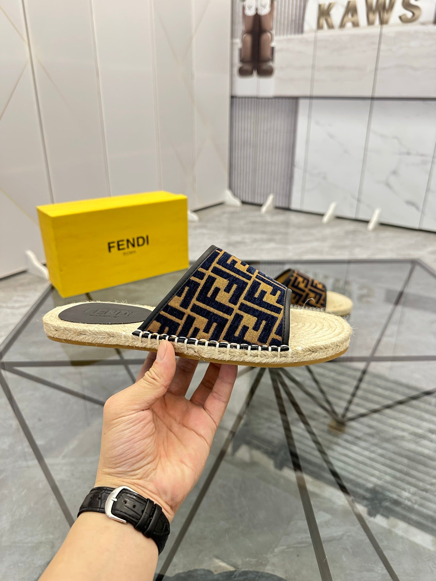 LuxluxHouse Best Quality Sandals Fendi