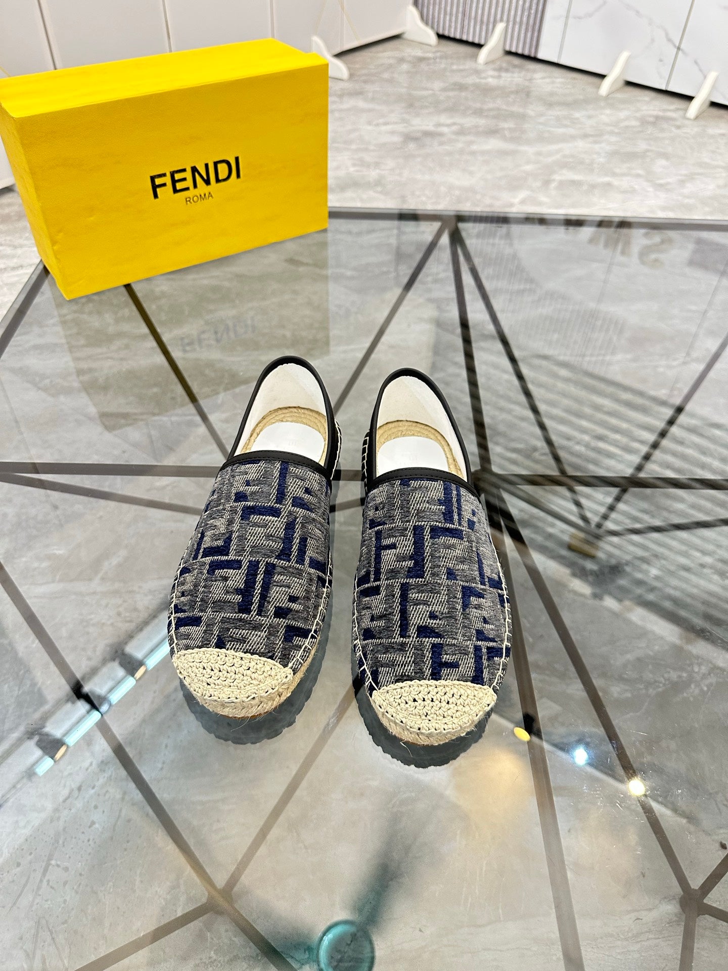 LuxluxHouse Best Quality Shoes Fendi