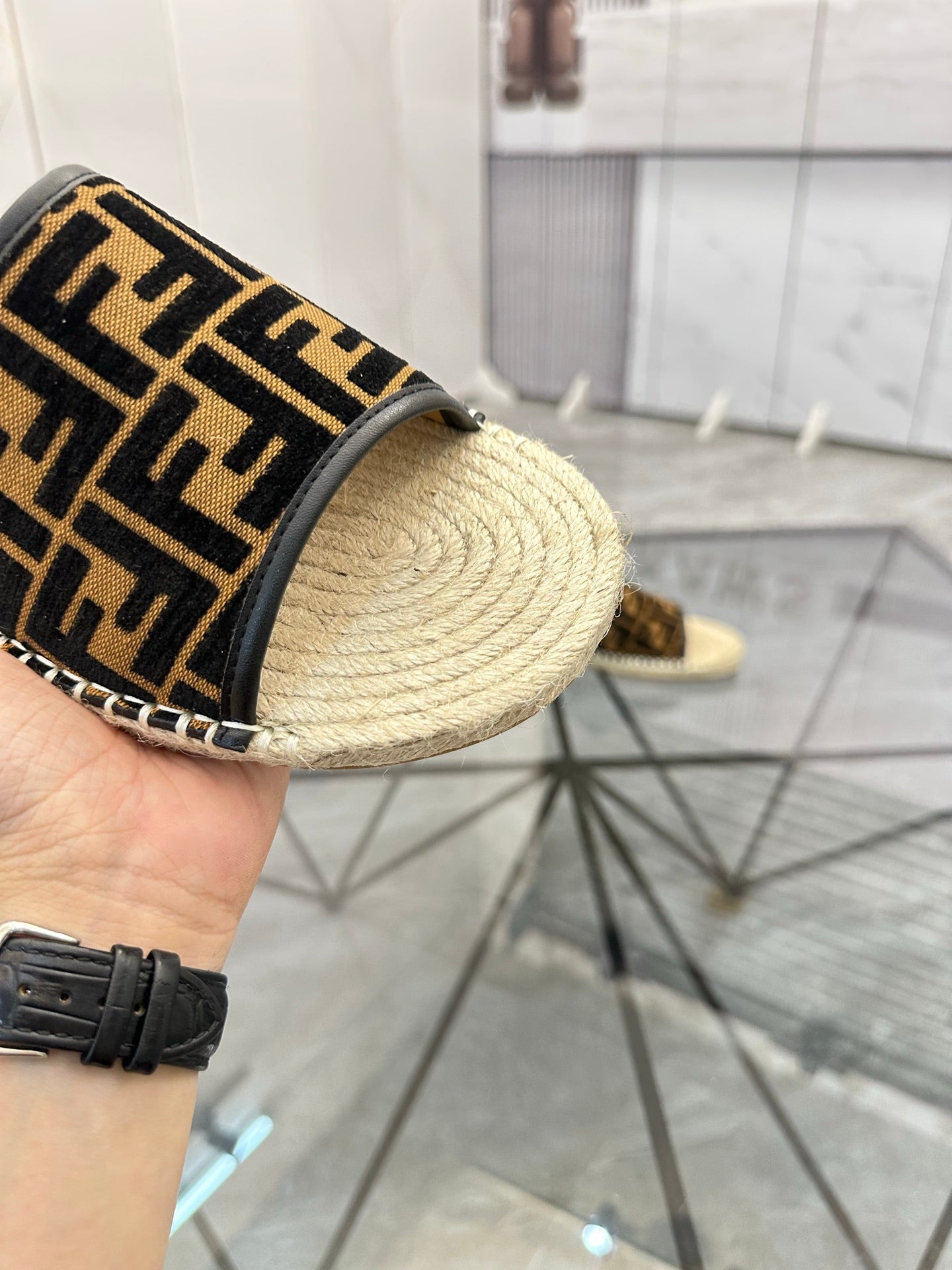 LuxluxHouse Best Quality Sandals Fendi