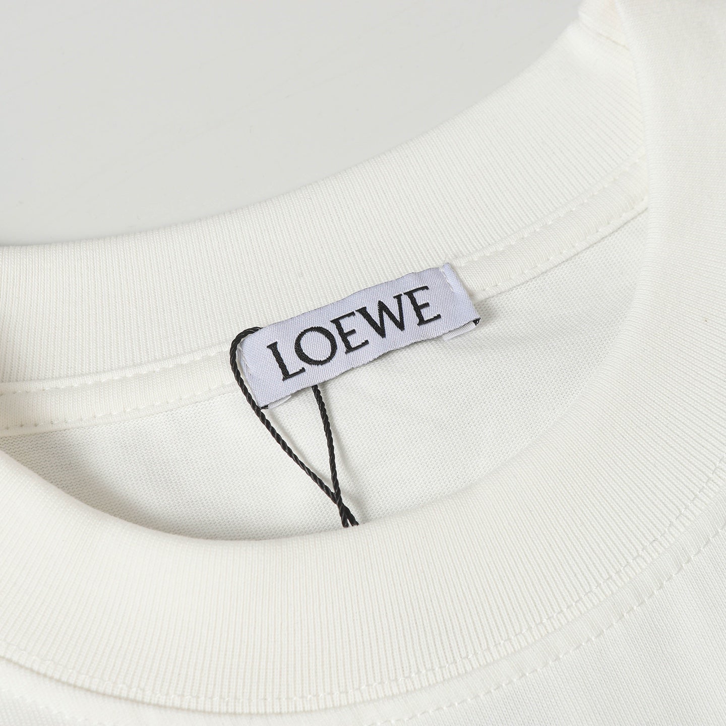 LuxluxHouse Best Quality Clothes T-shirt Loewe