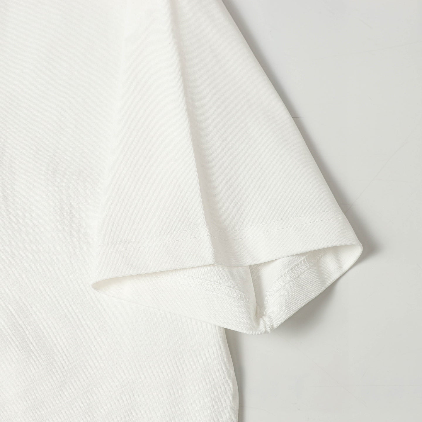 LuxluxHouse Best Quality Clothes T-shirt Loewe