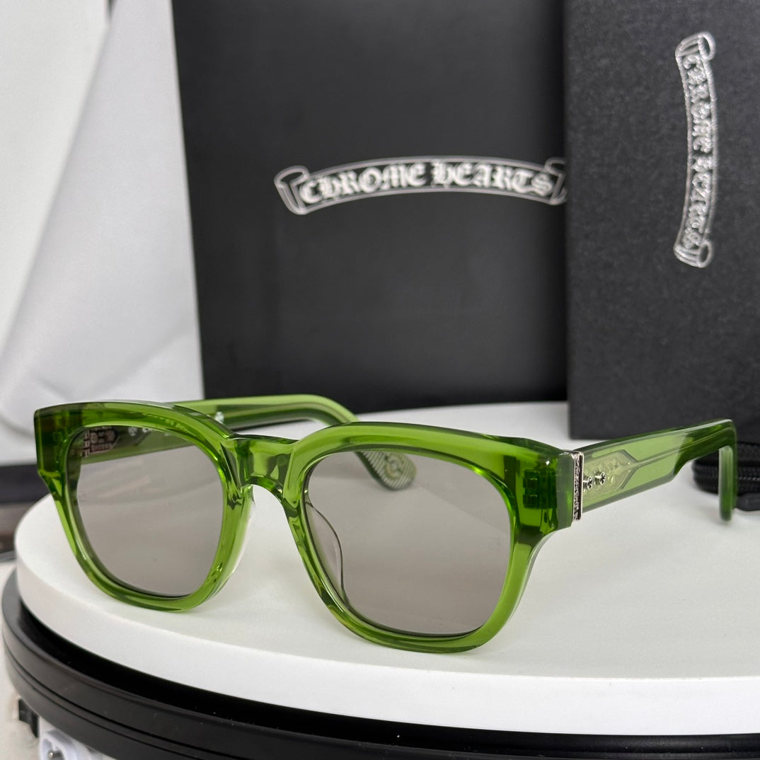 LuxluxHouse Best Quality Glasses Chrome Hearts