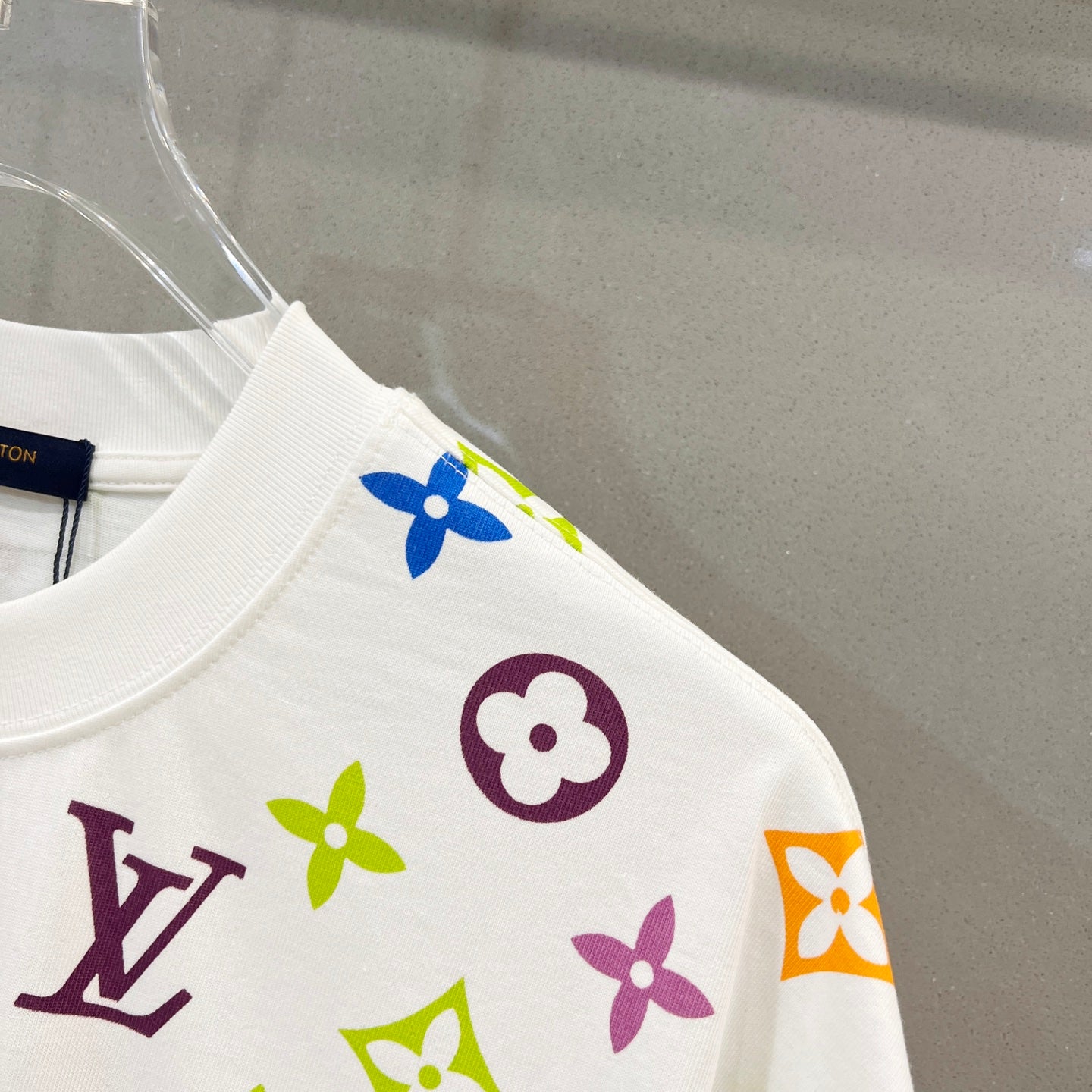 LuxluxHouse Best Quality Clothes T-shirt Louis Vuitton