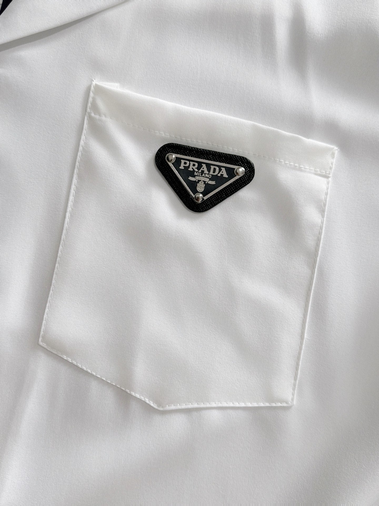 LuxluxHouse Best Quality Clothes T-shirt Prada