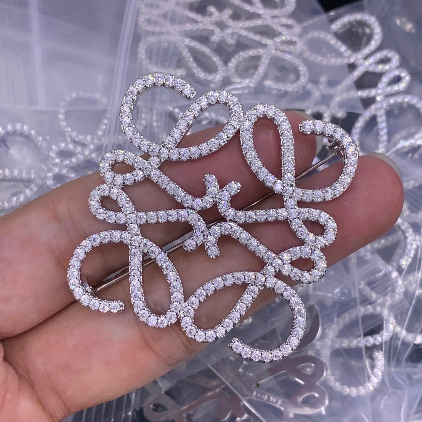 LuxluxHouse Low Price And High Quality Accessories Loewe