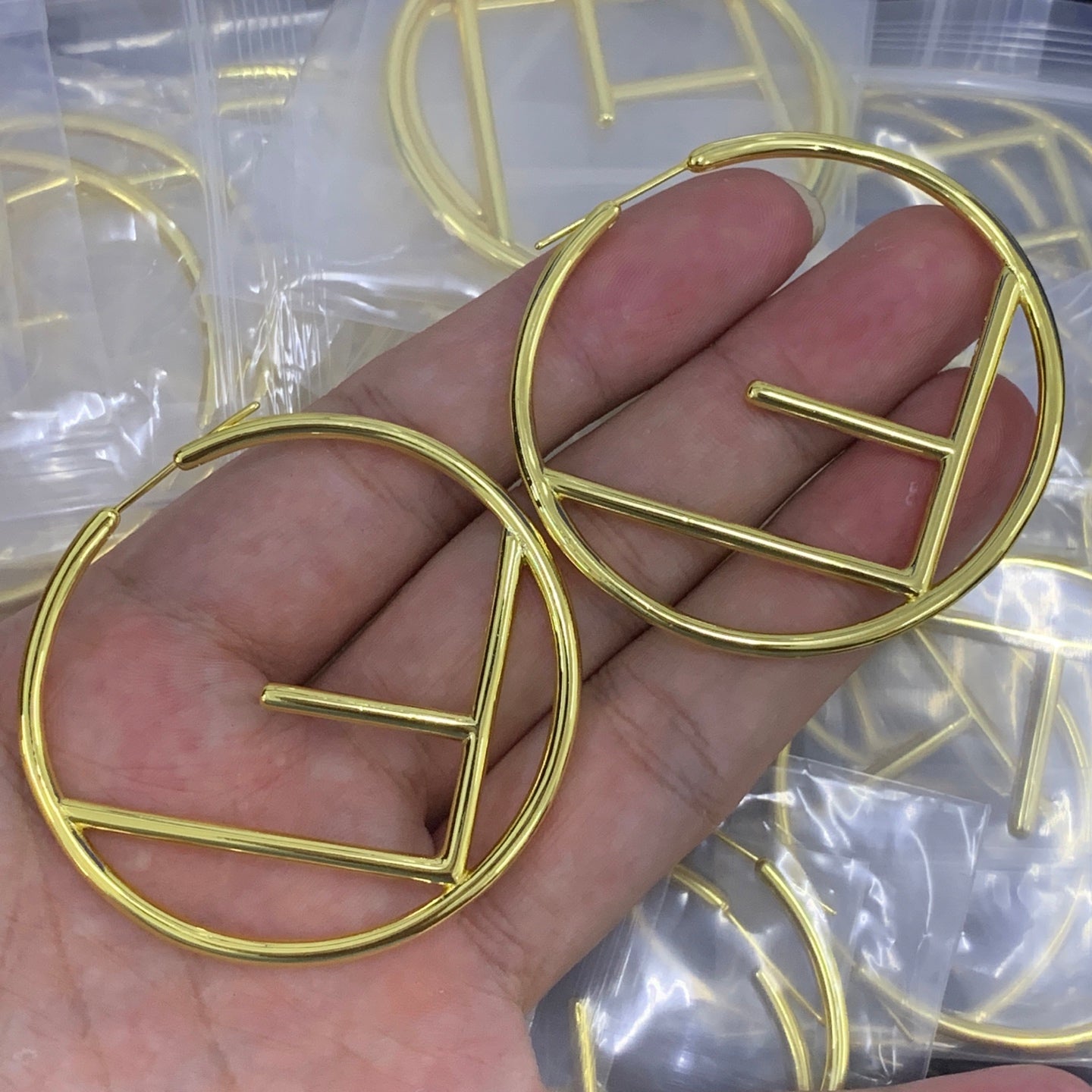 LuxluxHouse Low Price And High Quality Accessories Fendi