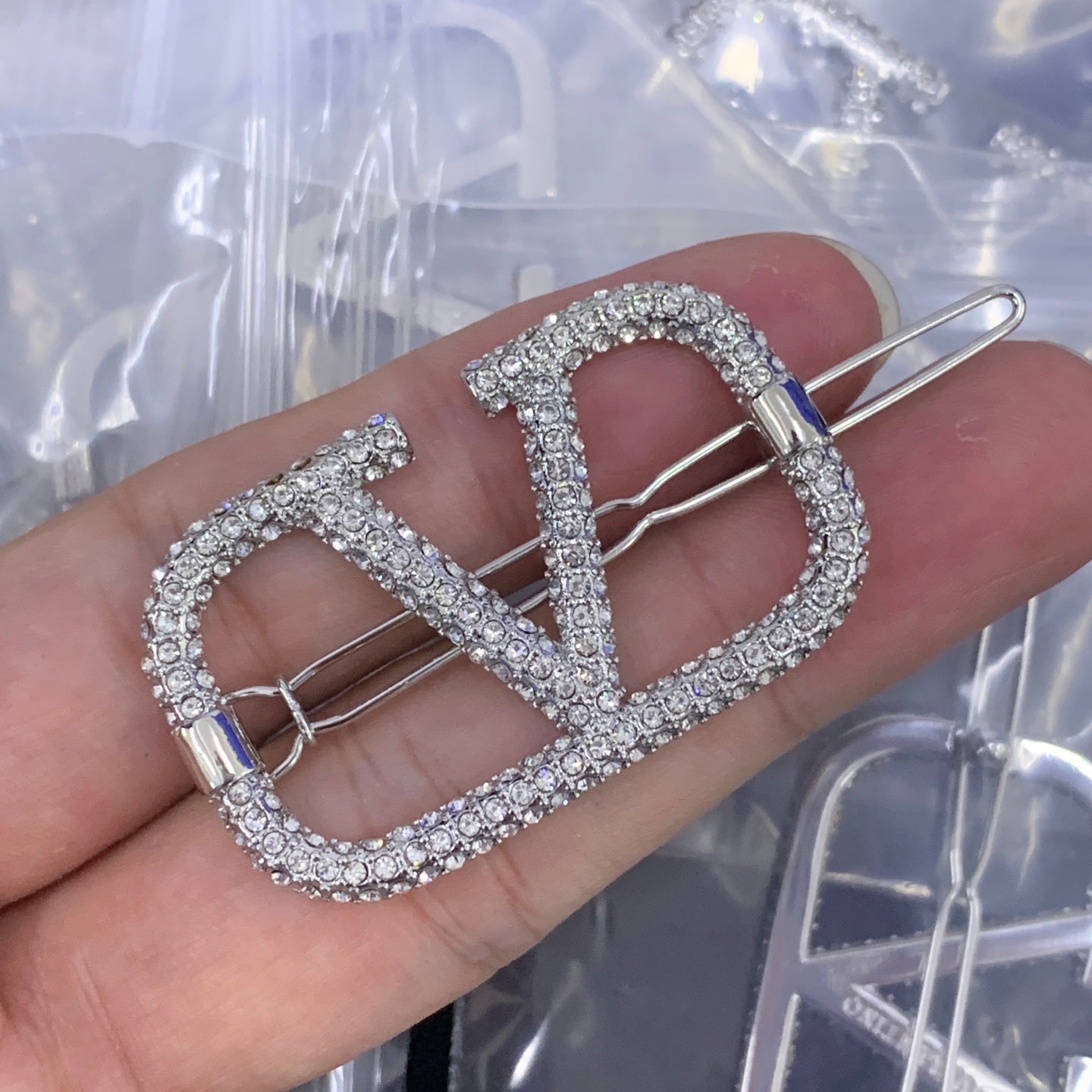 LuxluxHouse Low Price And High Quality Accessories Valentino