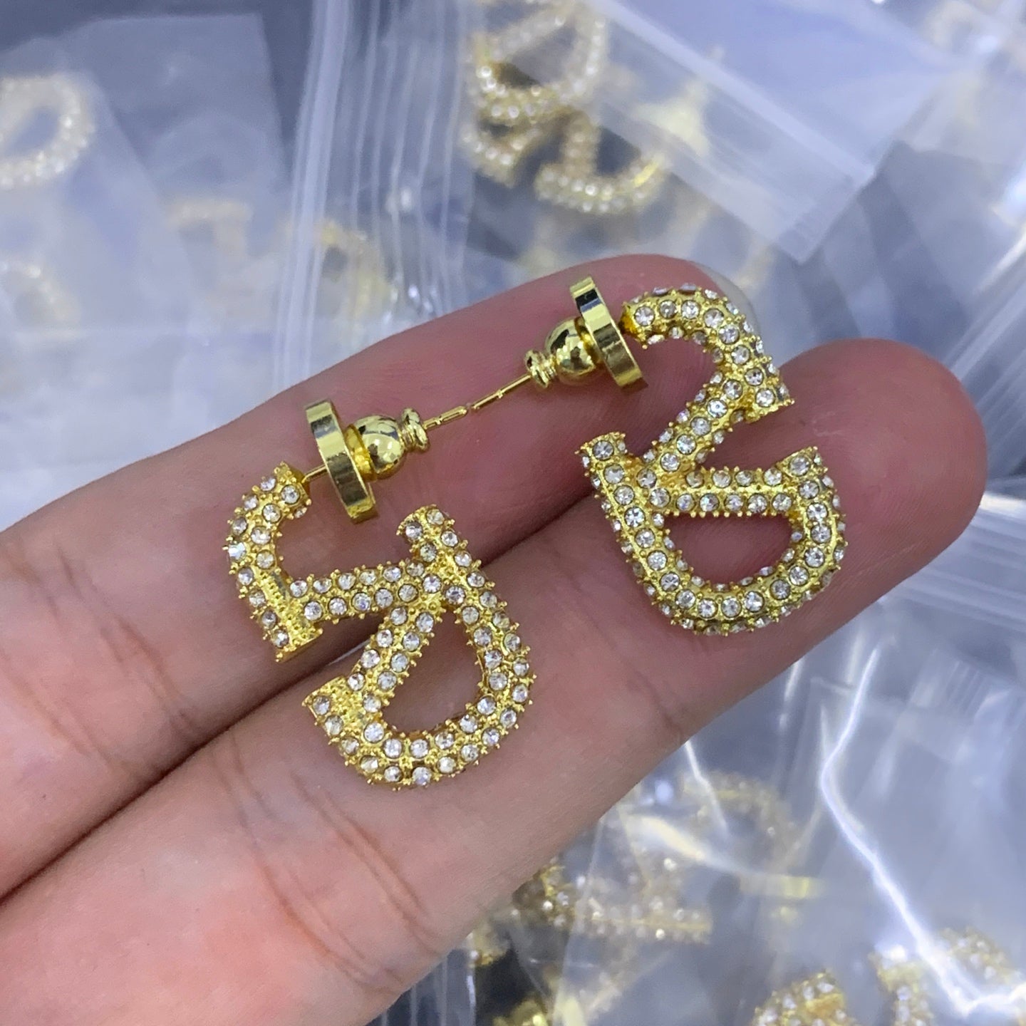 LuxluxHouse Low Price And High Quality Accessories Valentino