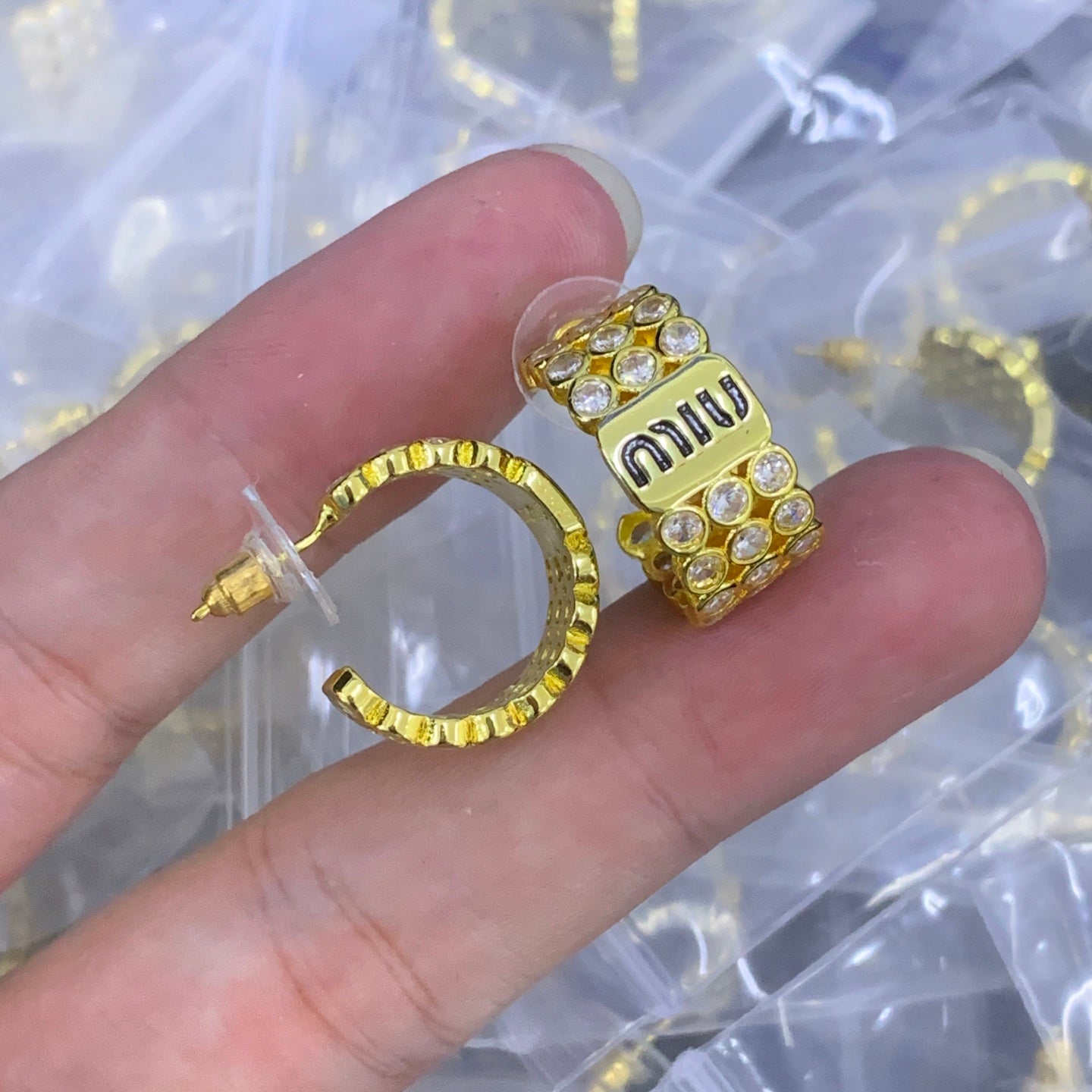 LuxluxHouse Low Price And High Quality Accessories Miu Miu