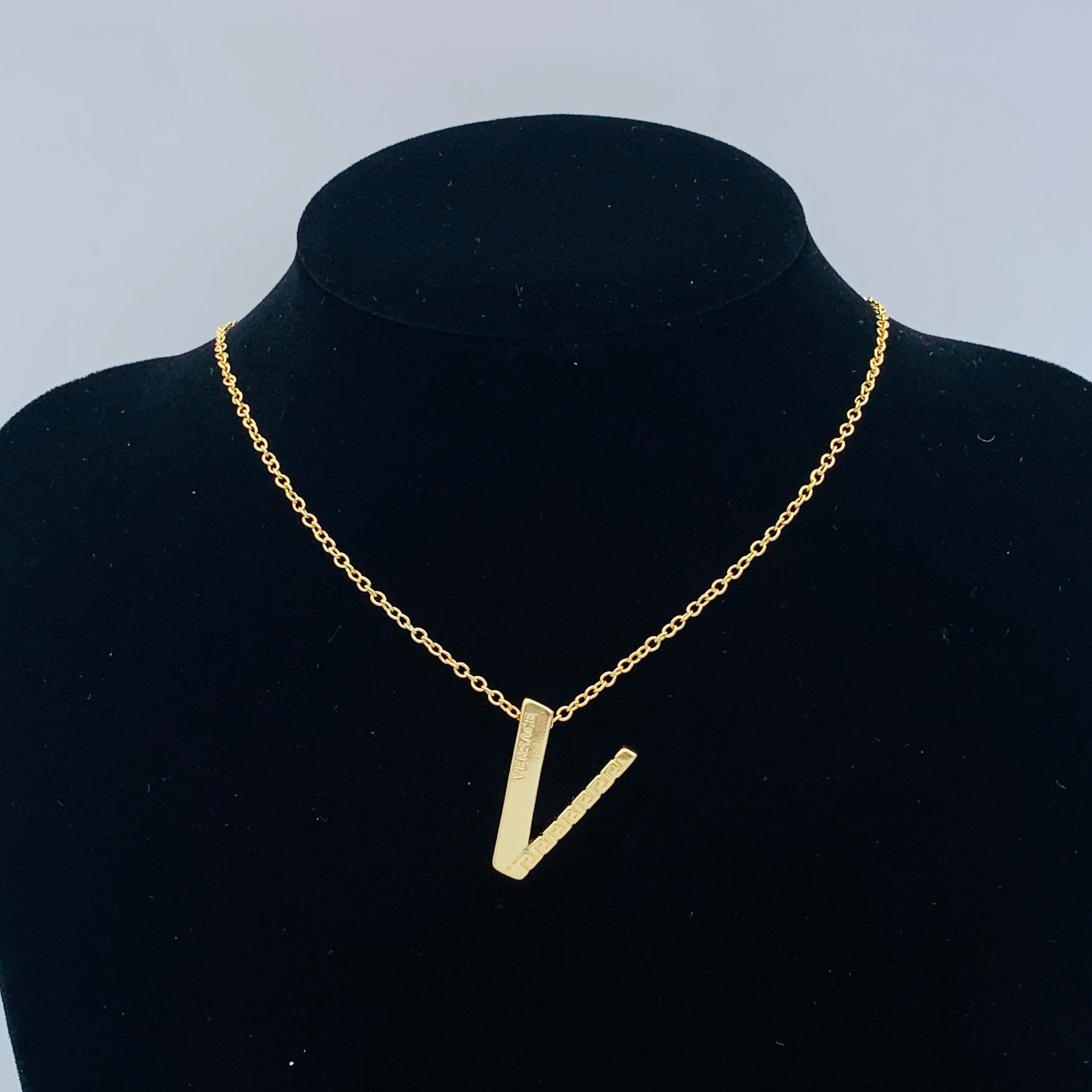 LuxluxHouse Low Price And High Quality Accessories Versace