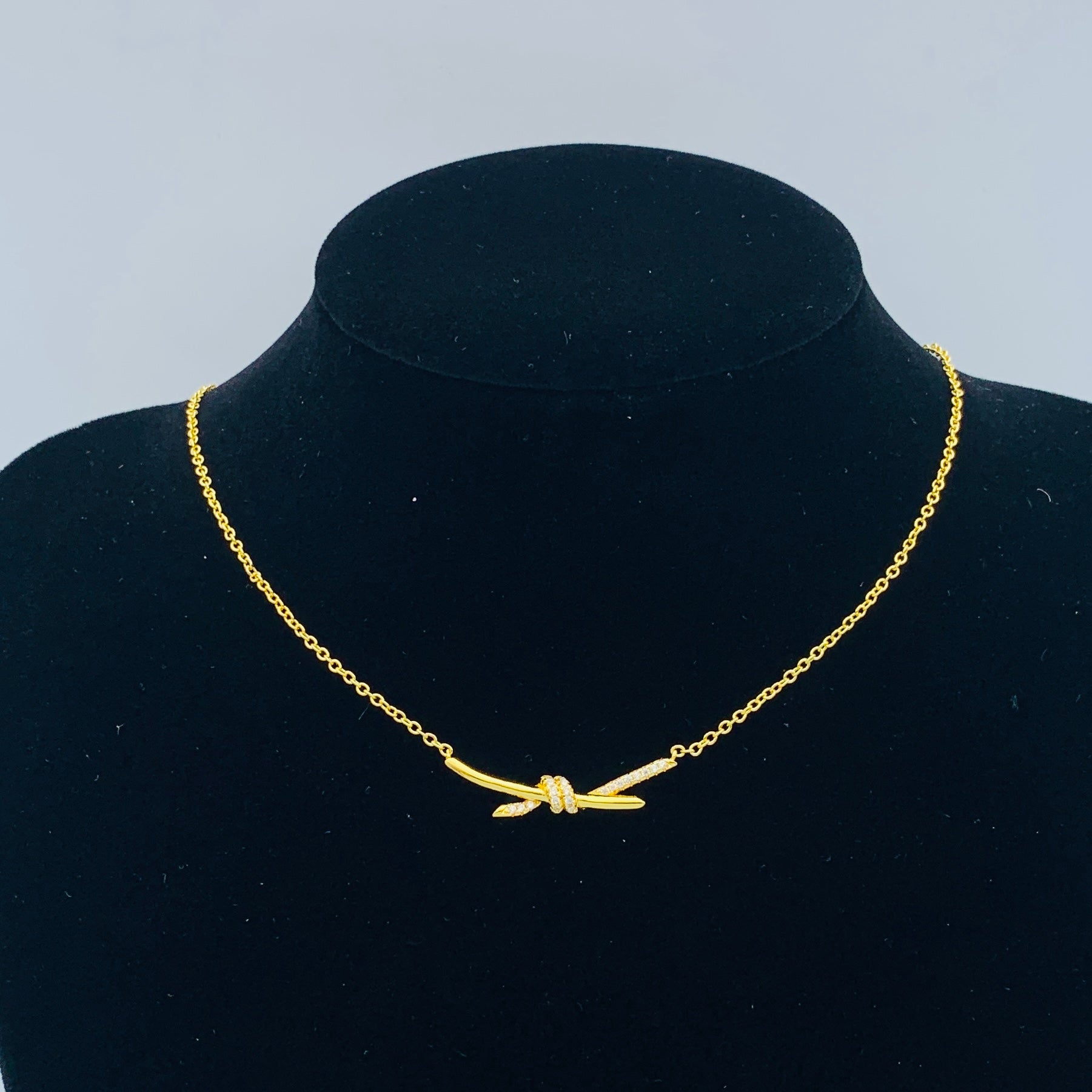 LuxluxHouse Low Price And High Quality Accessories Tiffany