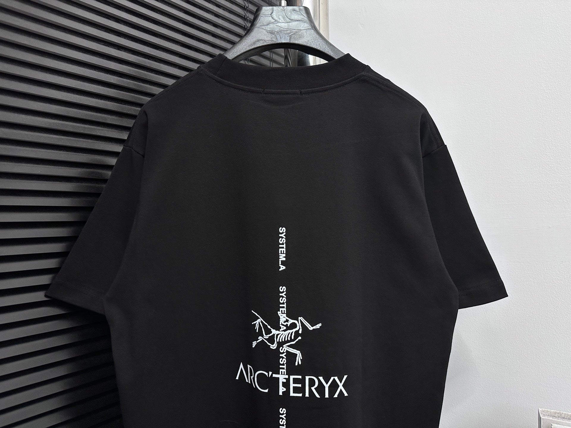 LuxluxHouse Best Quality Clothes T-shirt Arcteryx