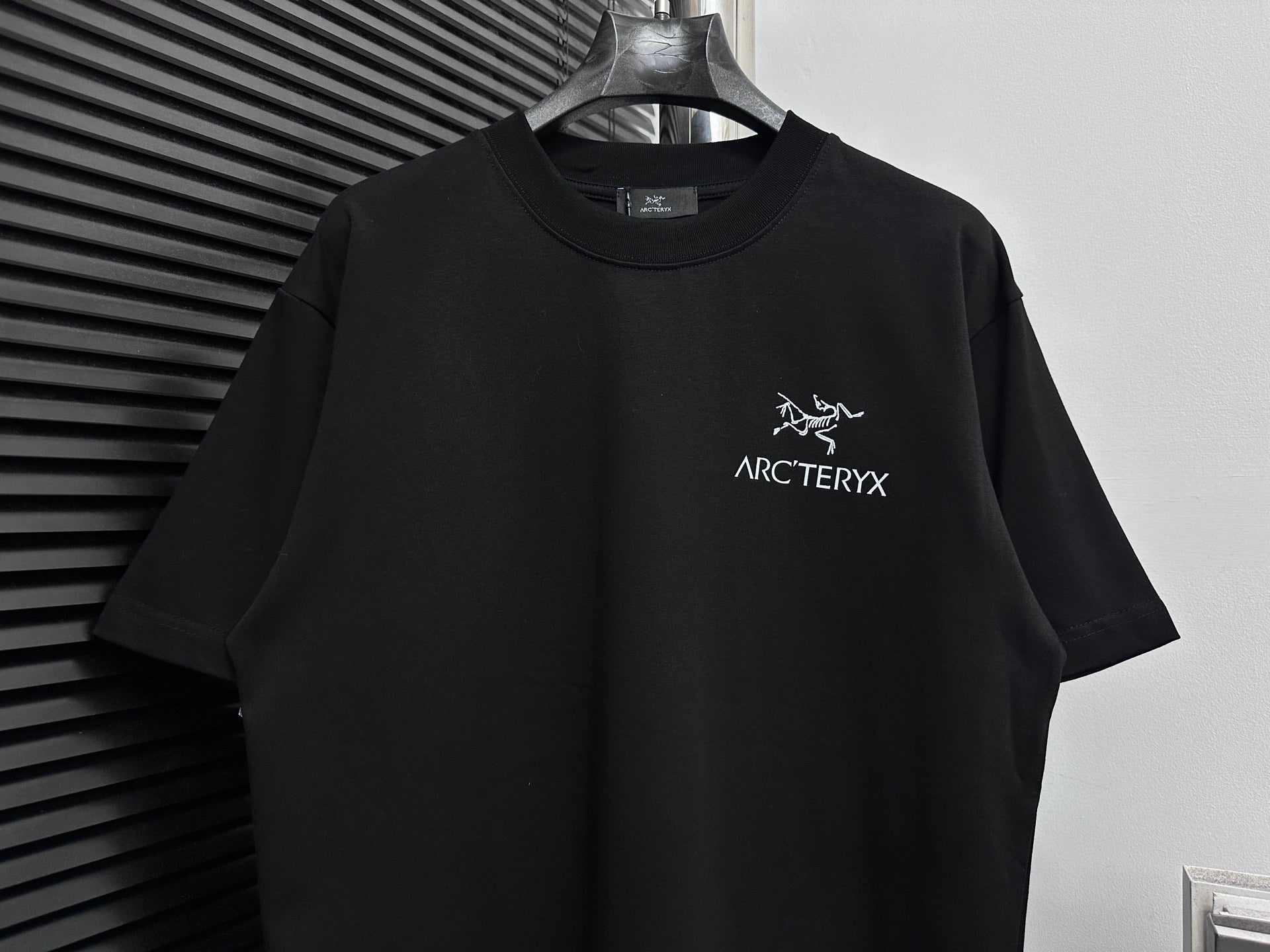LuxluxHouse Best Quality Clothes T-shirt Arcteryx