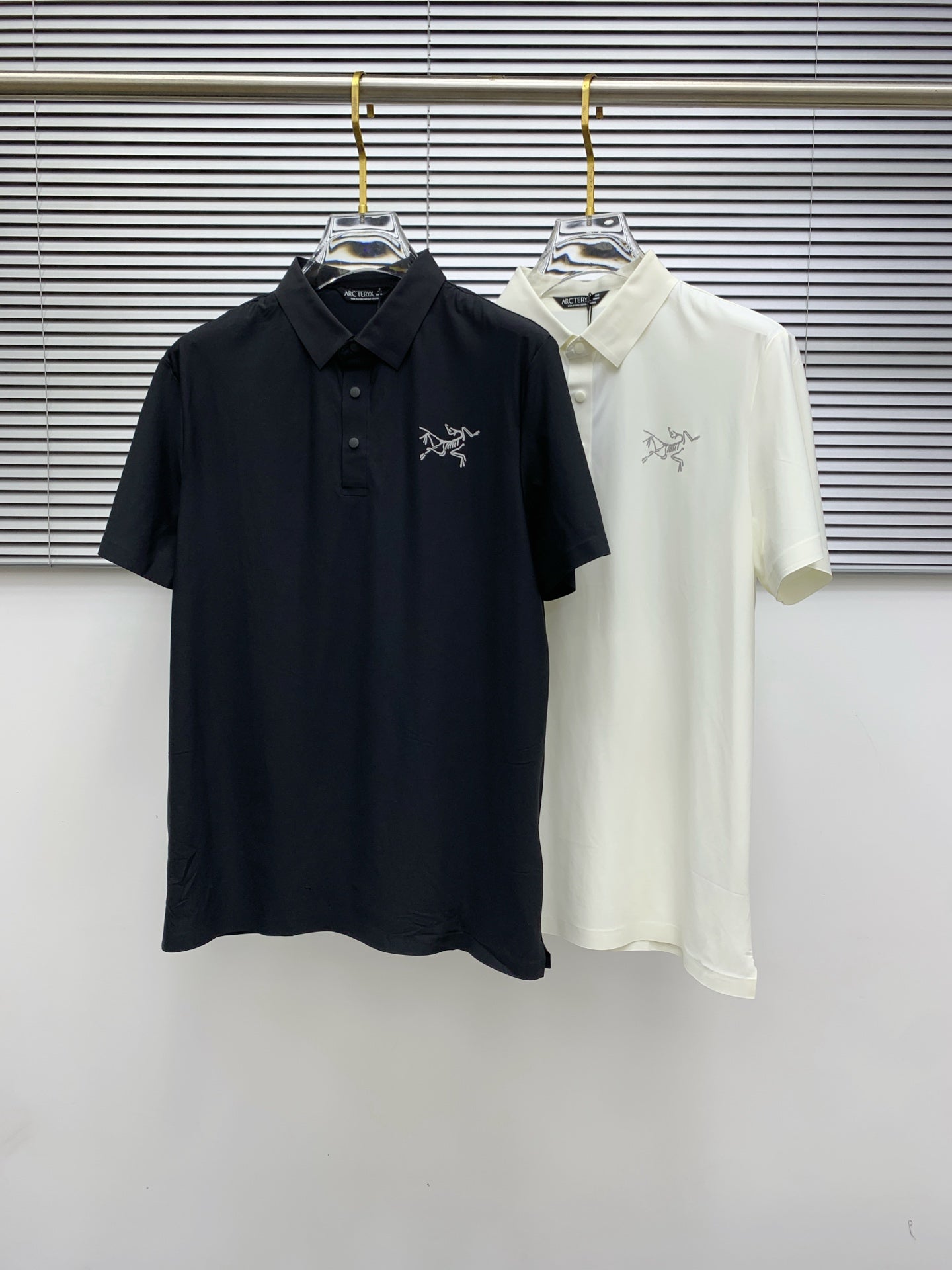 LuxluxHouse Best Quality Clothes Shirts&Polo Arcteryx