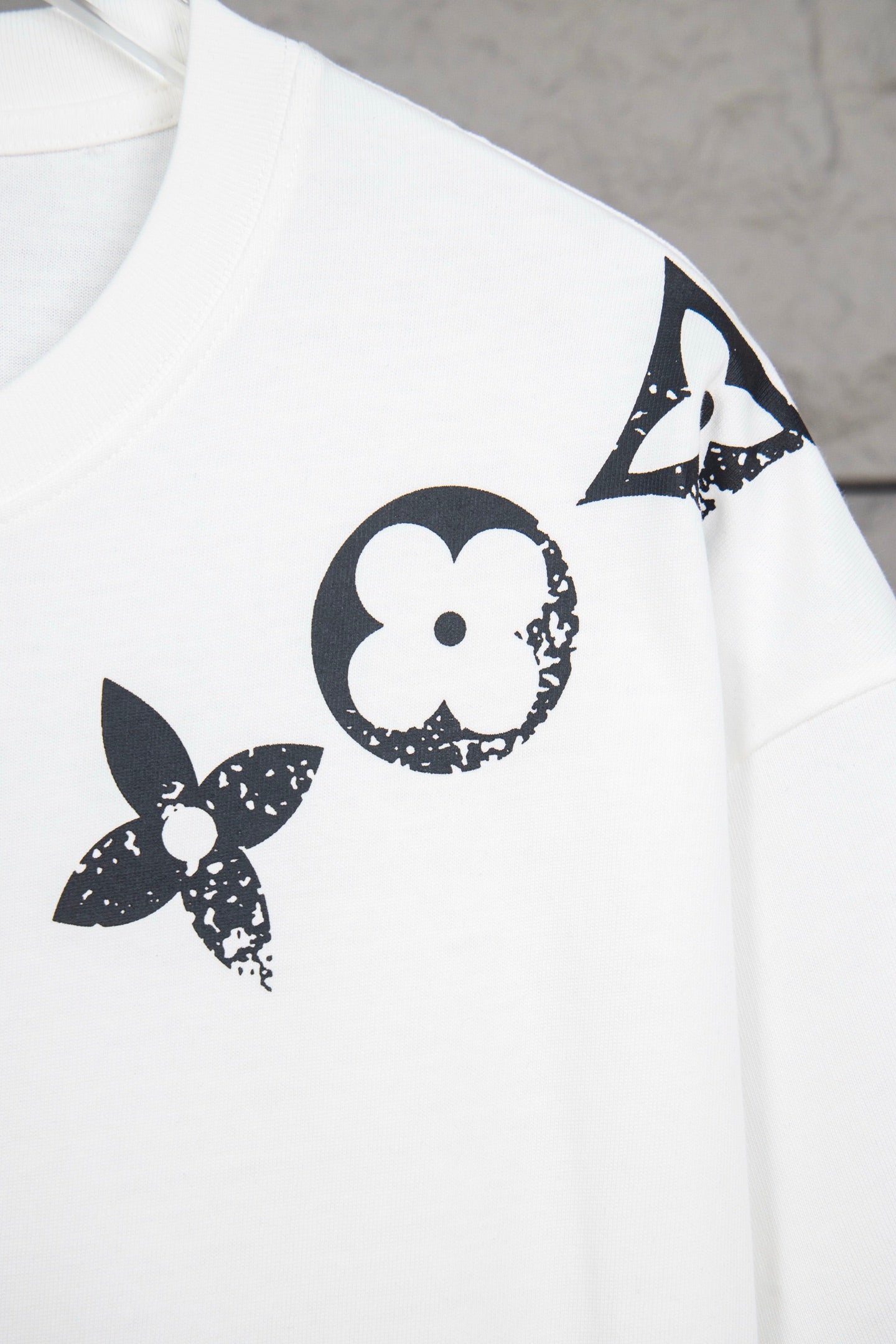 LuxluxHouse Best Quality Clothes T-shirt Louis Vuitton