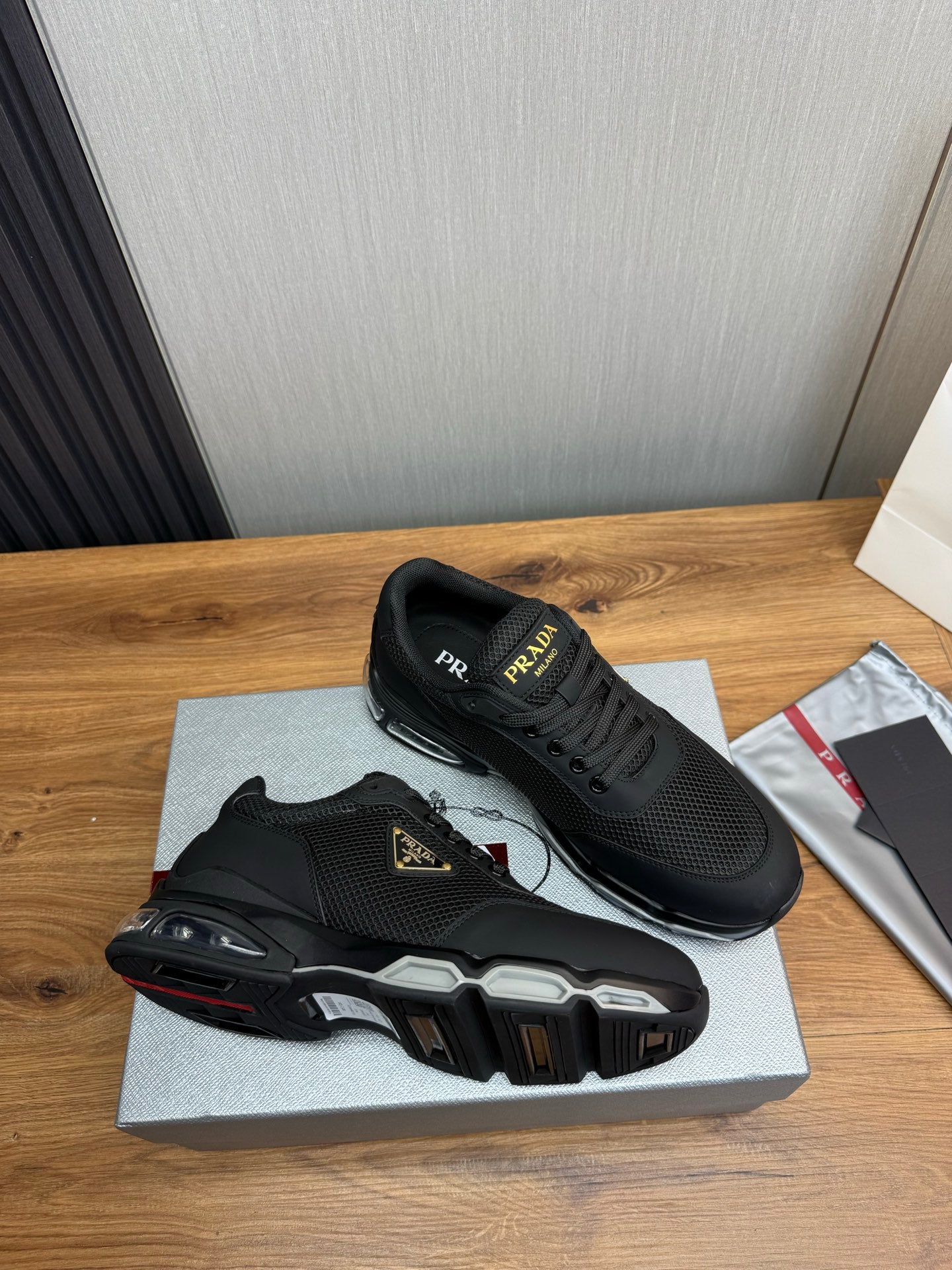 LuxluxHouse Best Quality Shoes Prada