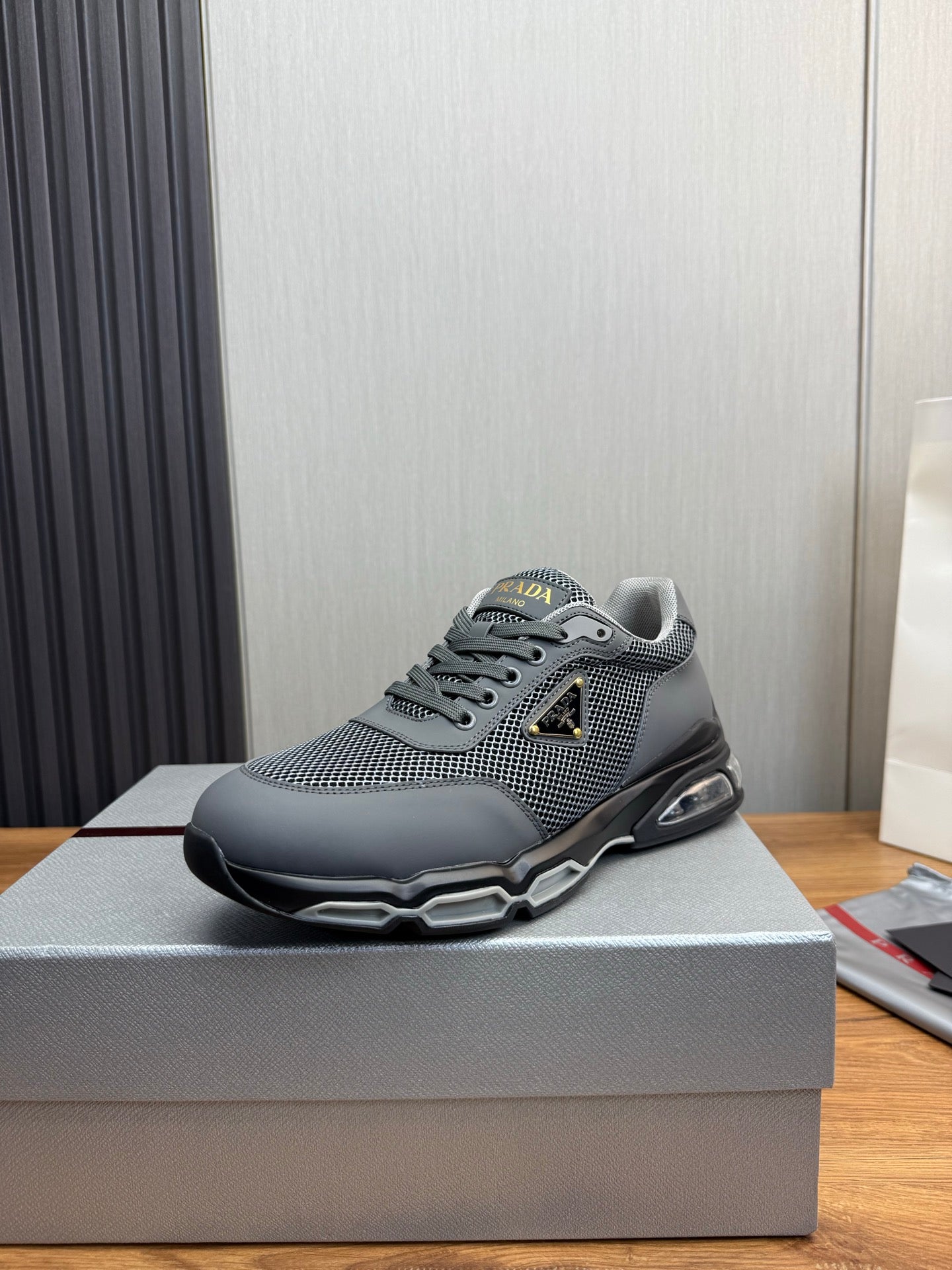 LuxluxHouse Best Quality Shoes Prada