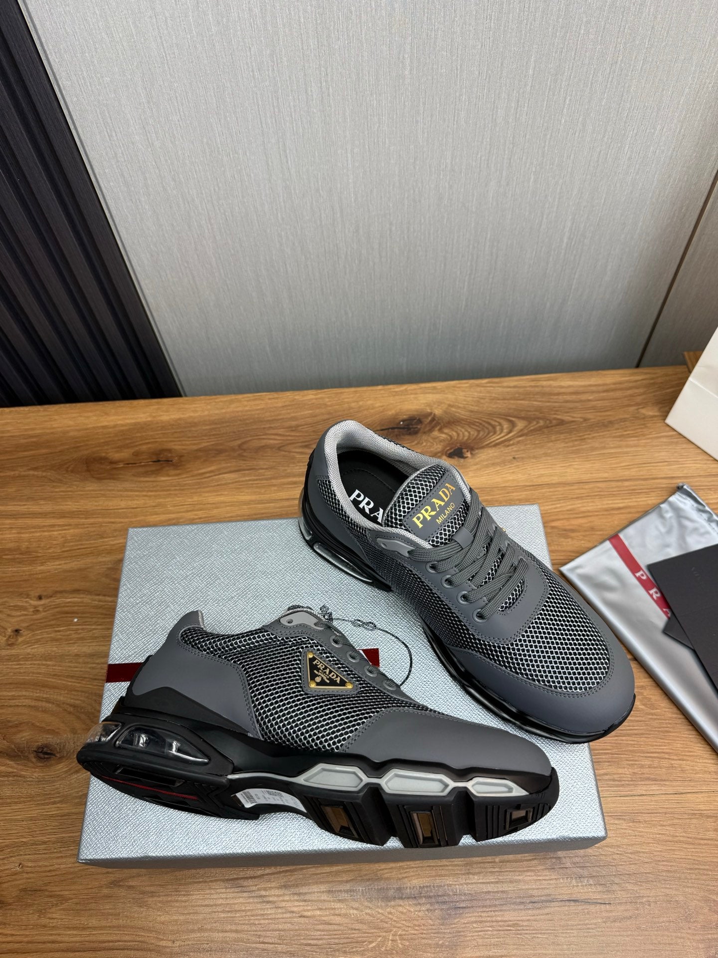 LuxluxHouse Best Quality Shoes Prada