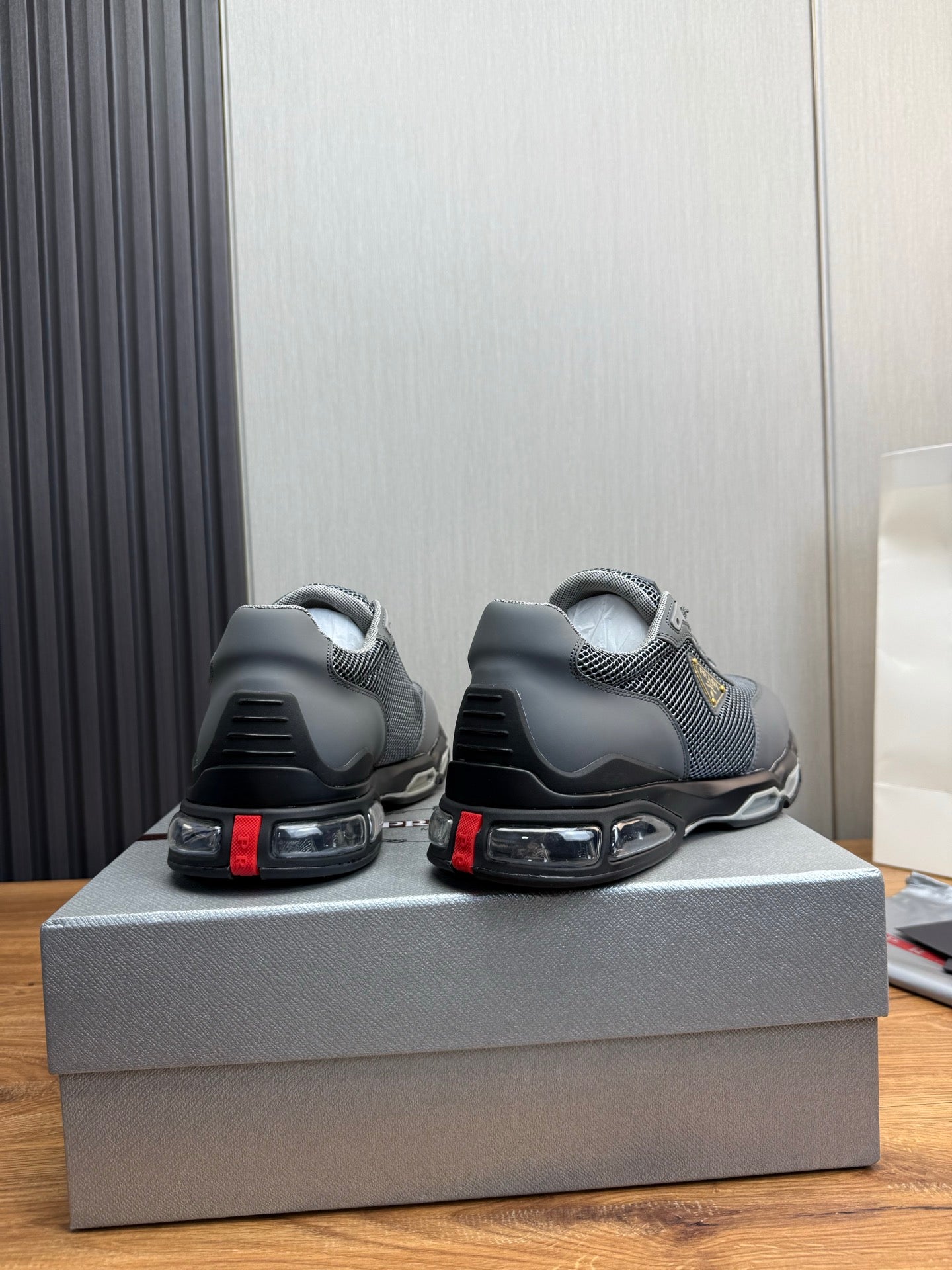 LuxluxHouse Best Quality Shoes Prada