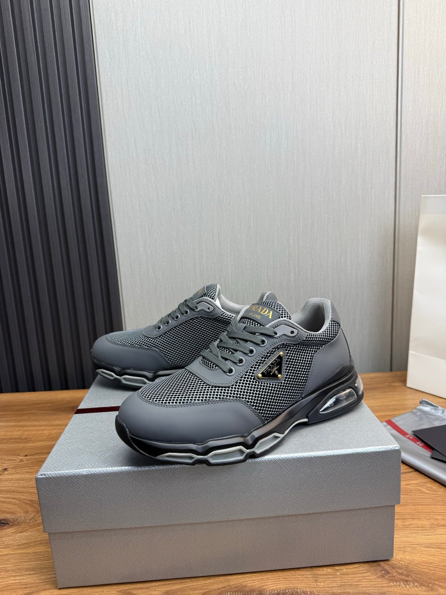 LuxluxHouse Best Quality Shoes Prada