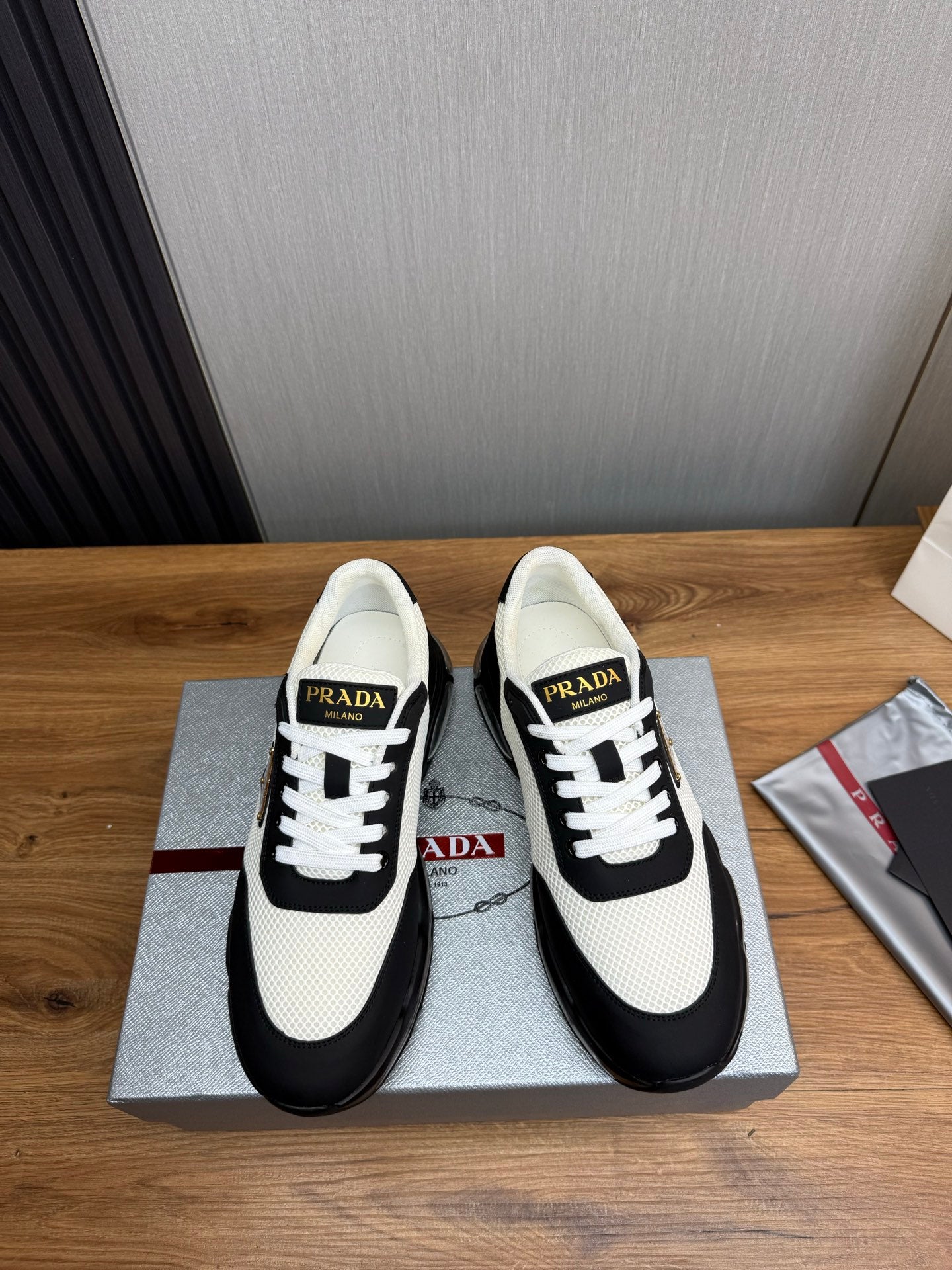 LuxluxHouse Best Quality Shoes Prada