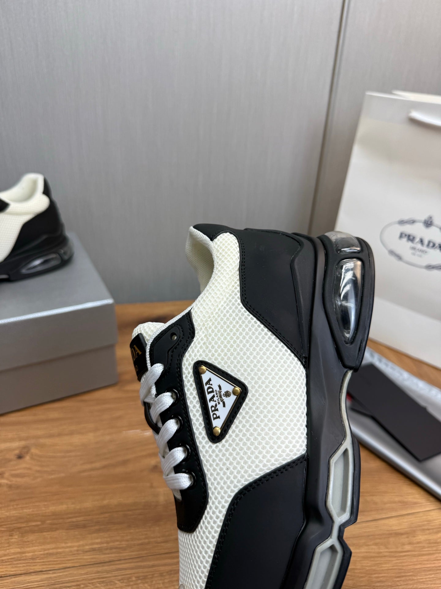 LuxluxHouse Best Quality Shoes Prada