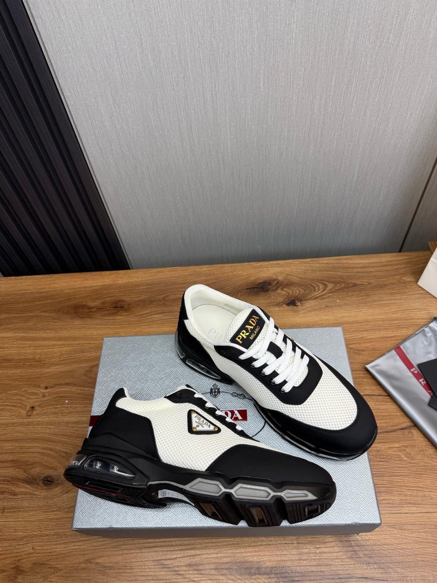 LuxluxHouse Best Quality Shoes Prada