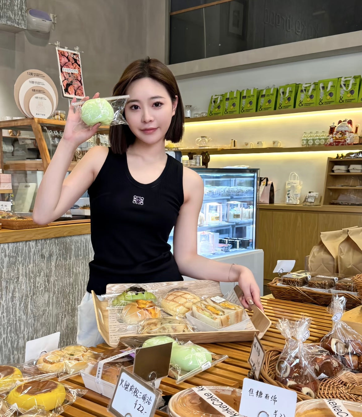 LuxluxHouse Best Quality Clothes T-shirt Loewe