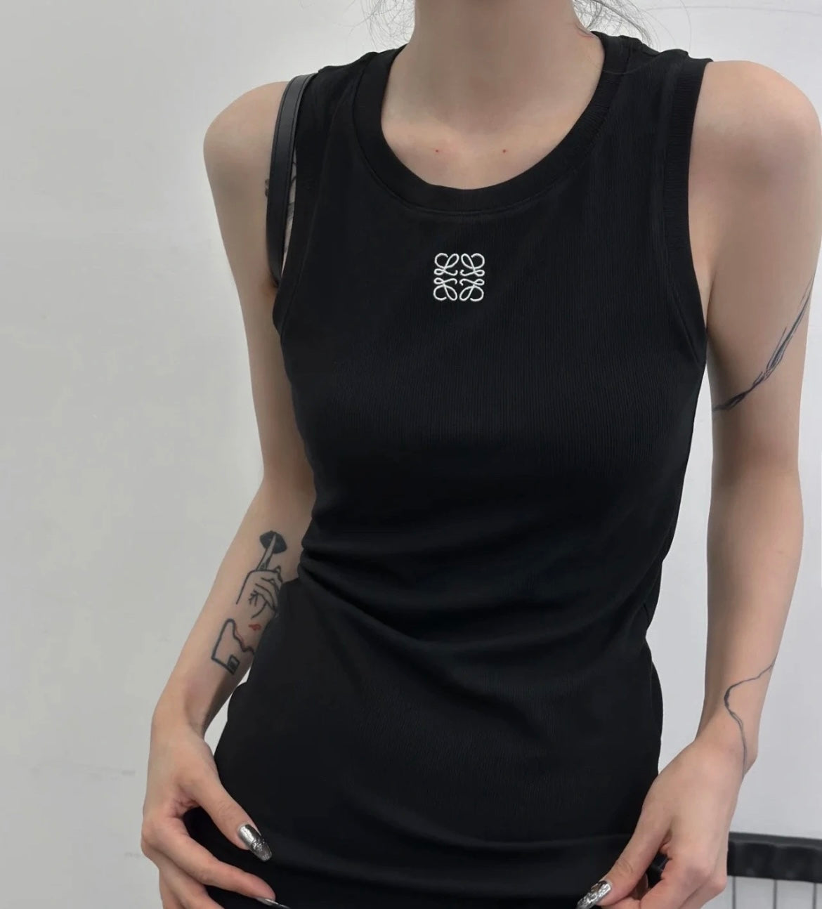 LuxluxHouse Best Quality Clothes T-shirt Loewe