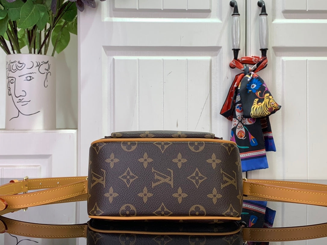 LuxluxHouse Best Quality Bags Louis Vuitton Women Men