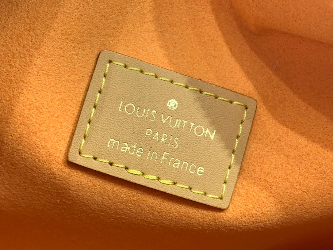 LuxluxHouse Best Quality Bags Louis Vuitton Women Men