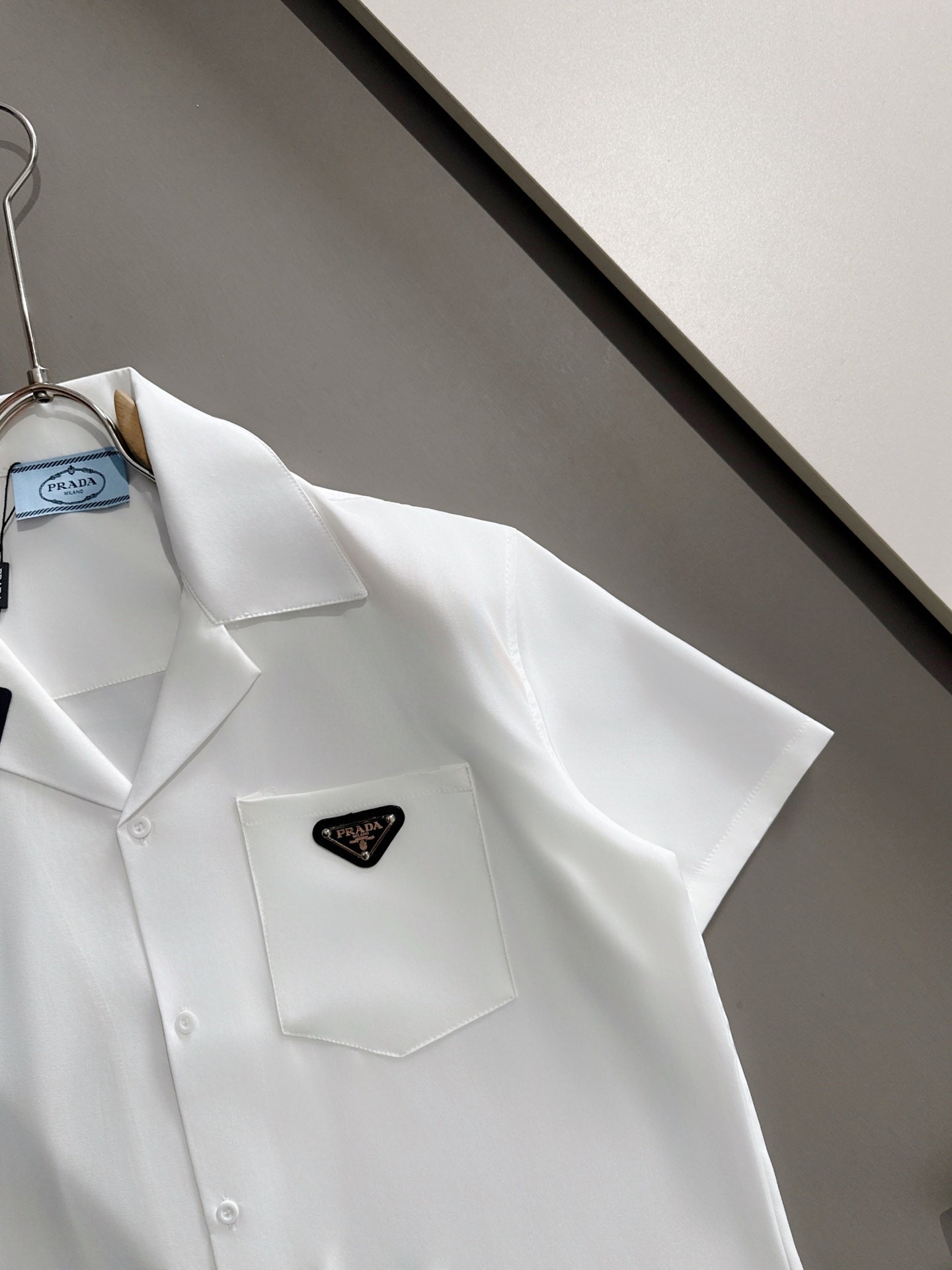 LuxluxHouse Best Quality Clothes T-shirt Prada