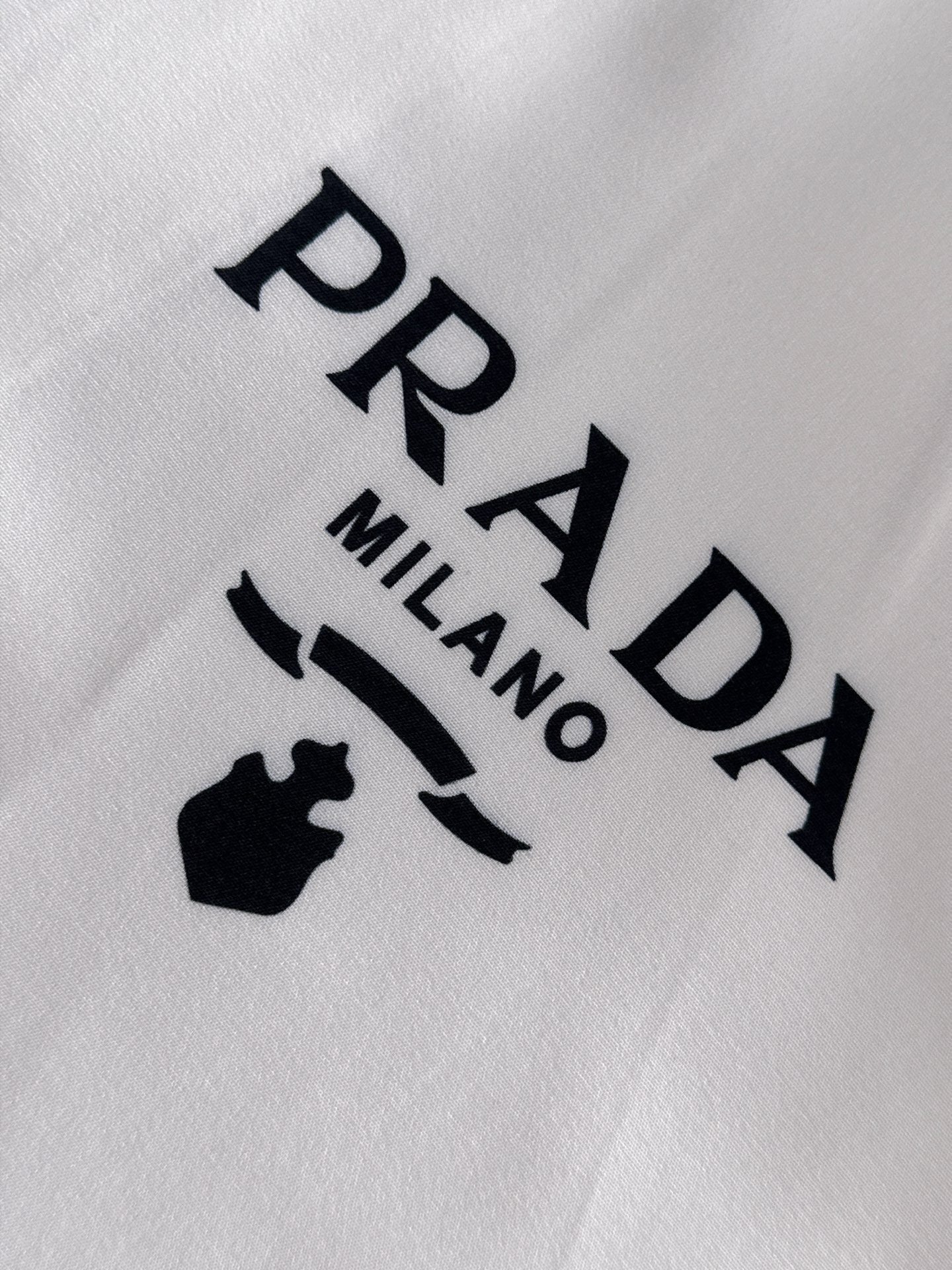 LuxluxHouse Best Quality Clothes Shirts&Polo Prada