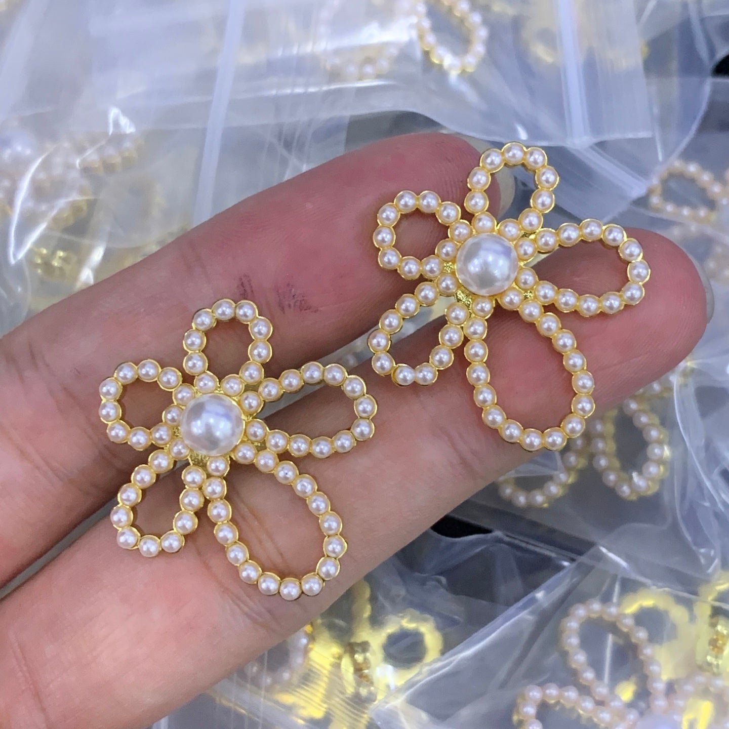 LuxluxHouse Low Price And High Quality Accessories Celine