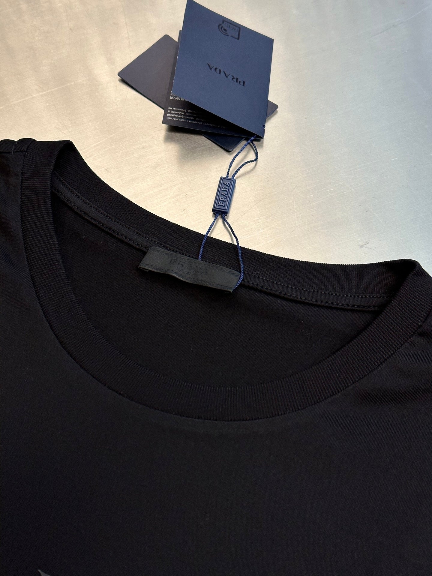 LuxluxHouse Best Quality Clothes T-shirt Prada