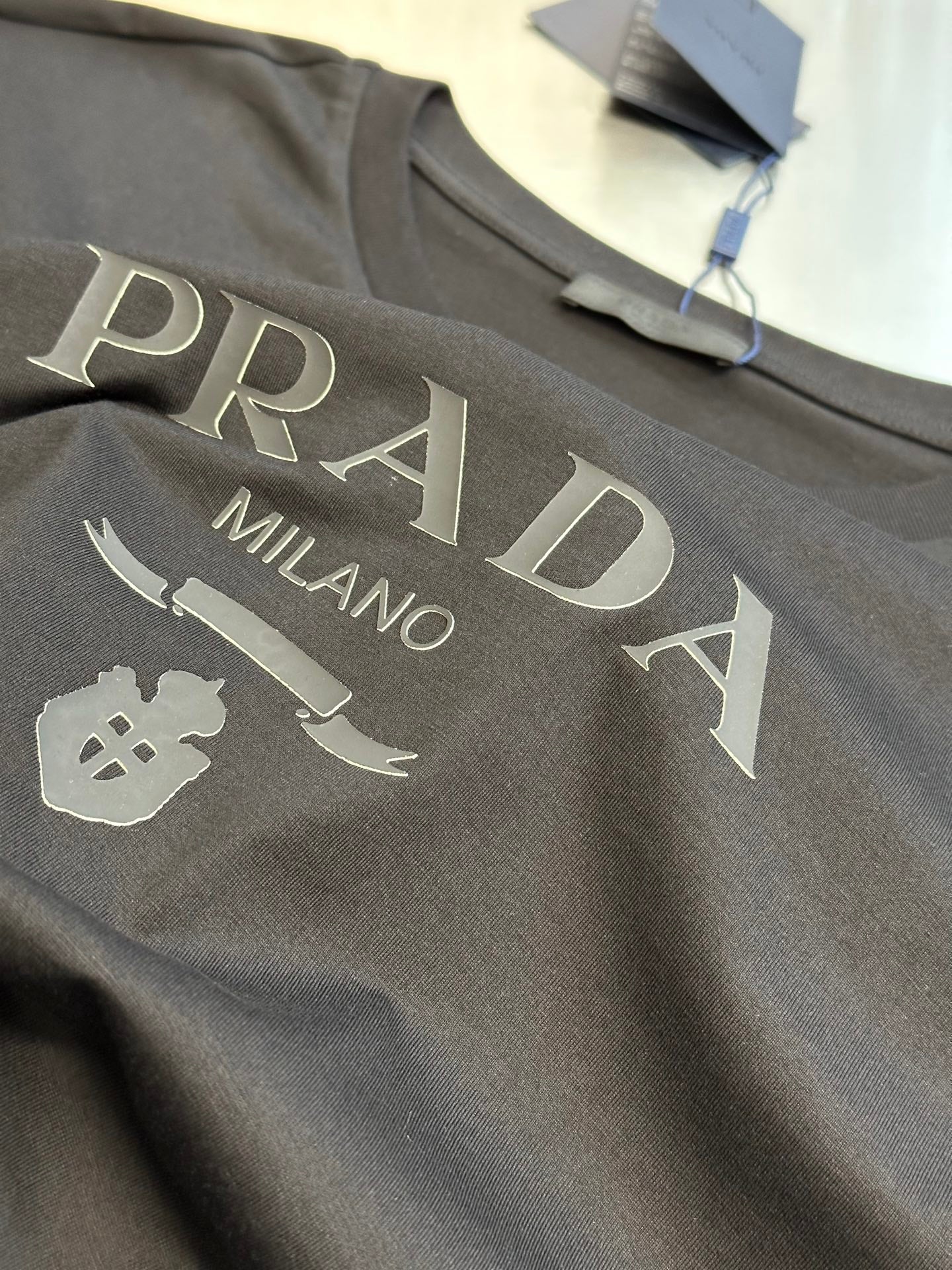 LuxluxHouse Best Quality Clothes T-shirt Prada
