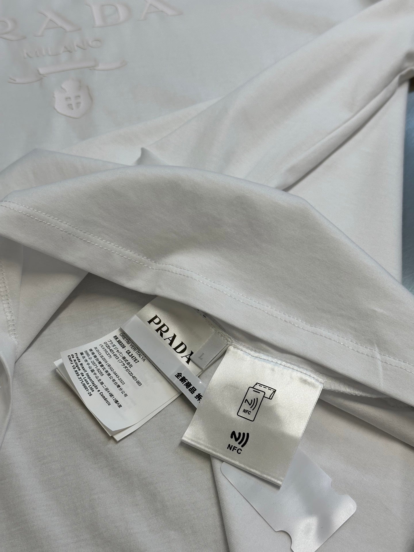 LuxluxHouse Best Quality Clothes T-shirt Prada