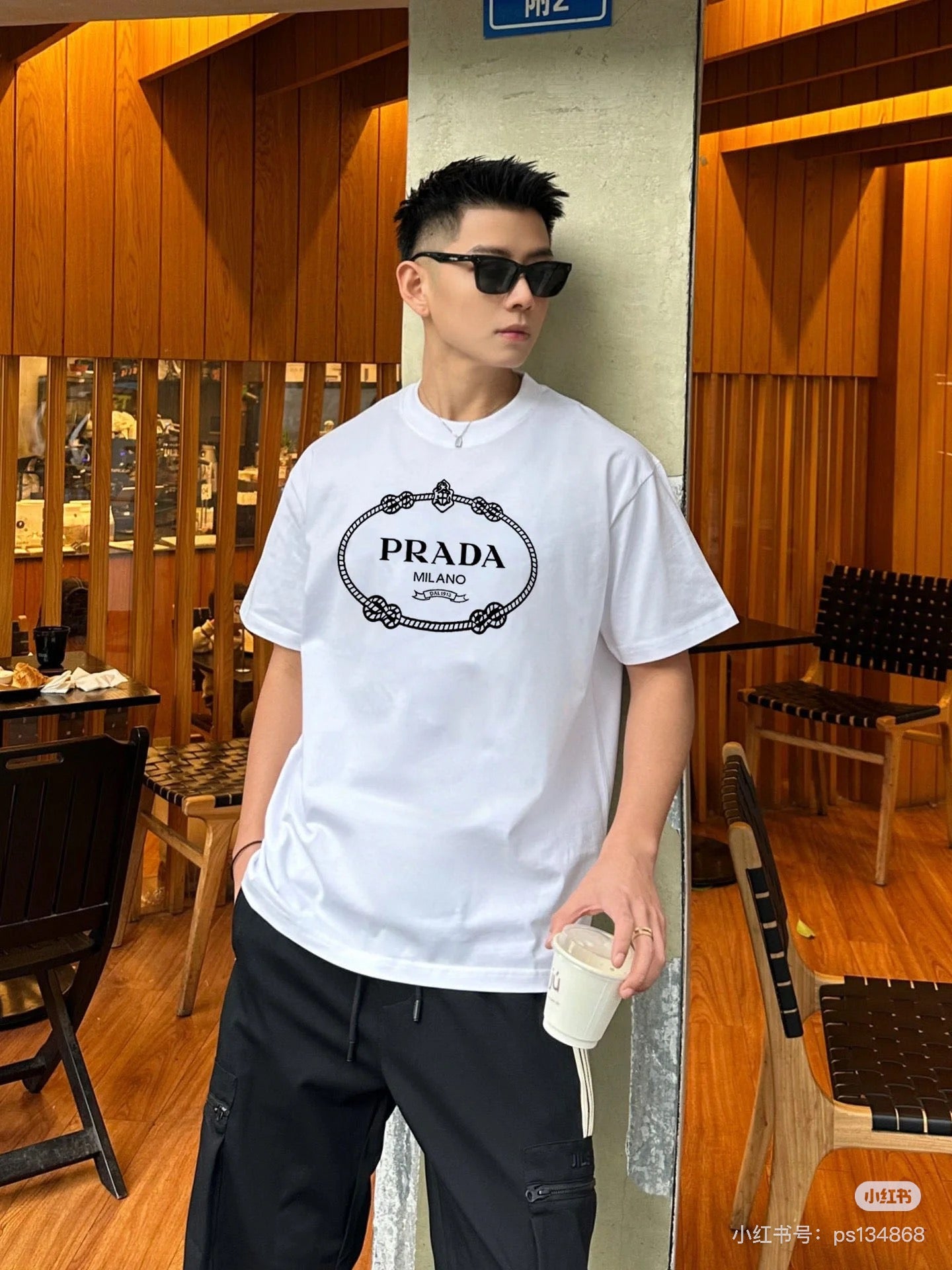 LuxluxHouse Best Quality Clothes T-shirt Prada