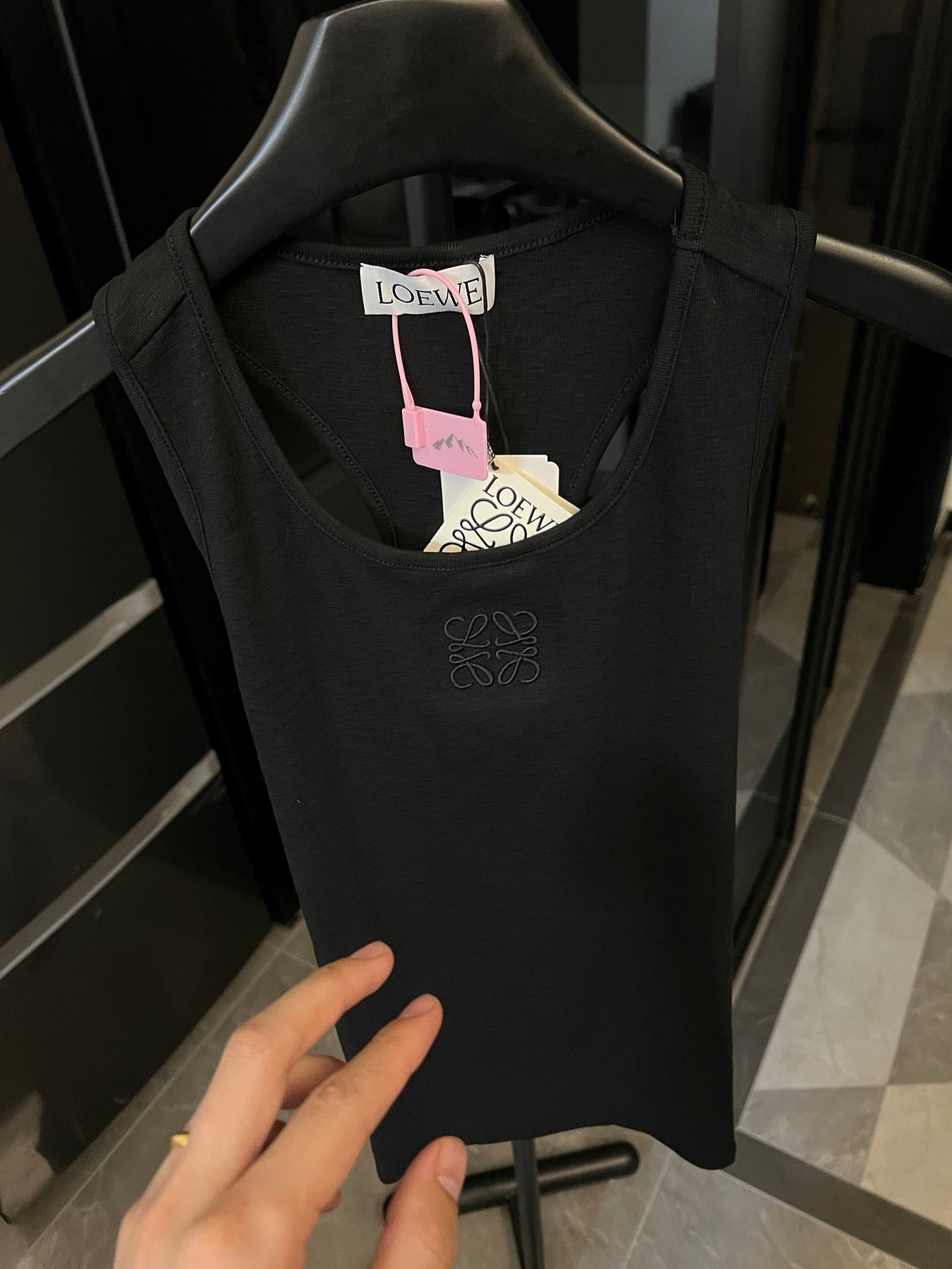 LuxluxHouse Best Quality Clothes T-shirt Loewe