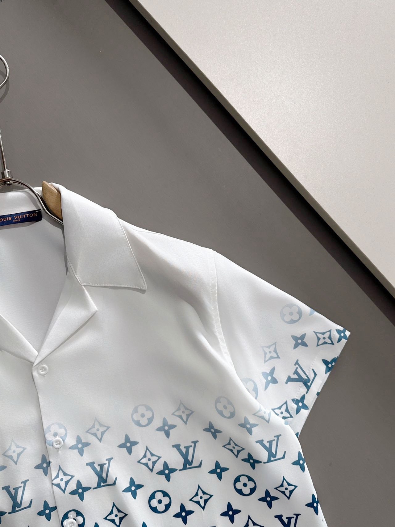 LuxluxHouse Best Quality Clothes Shirts&Polo Louis Vuitton