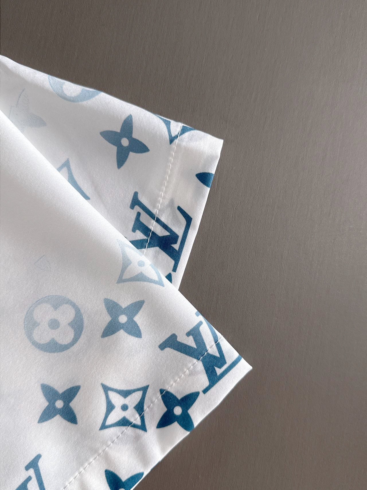 LuxluxHouse Best Quality Clothes Shirts&Polo Louis Vuitton