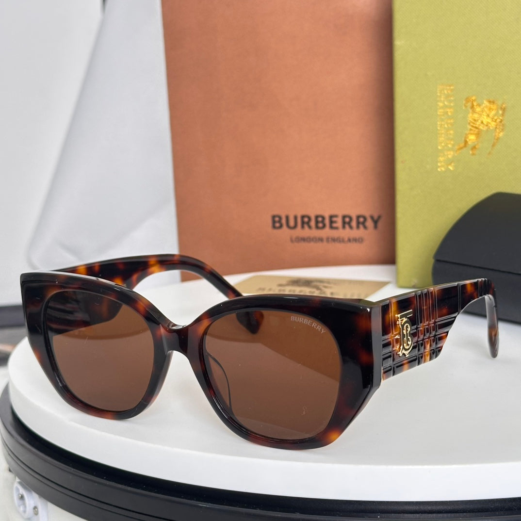 LuxluxHouse Best Quality Glasses Burberry
